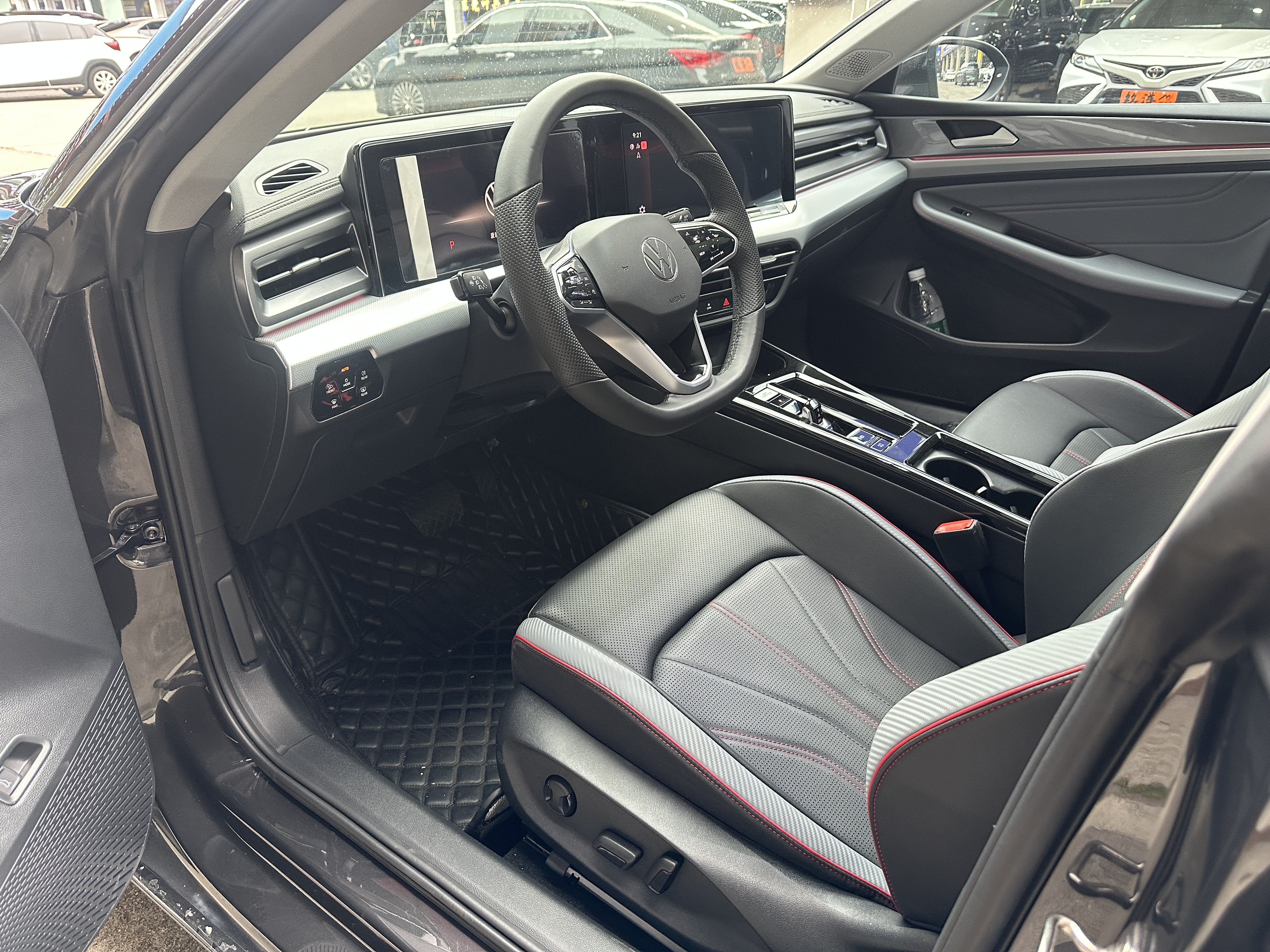 Volkswagen Lamando 2023 immagine di auto #4