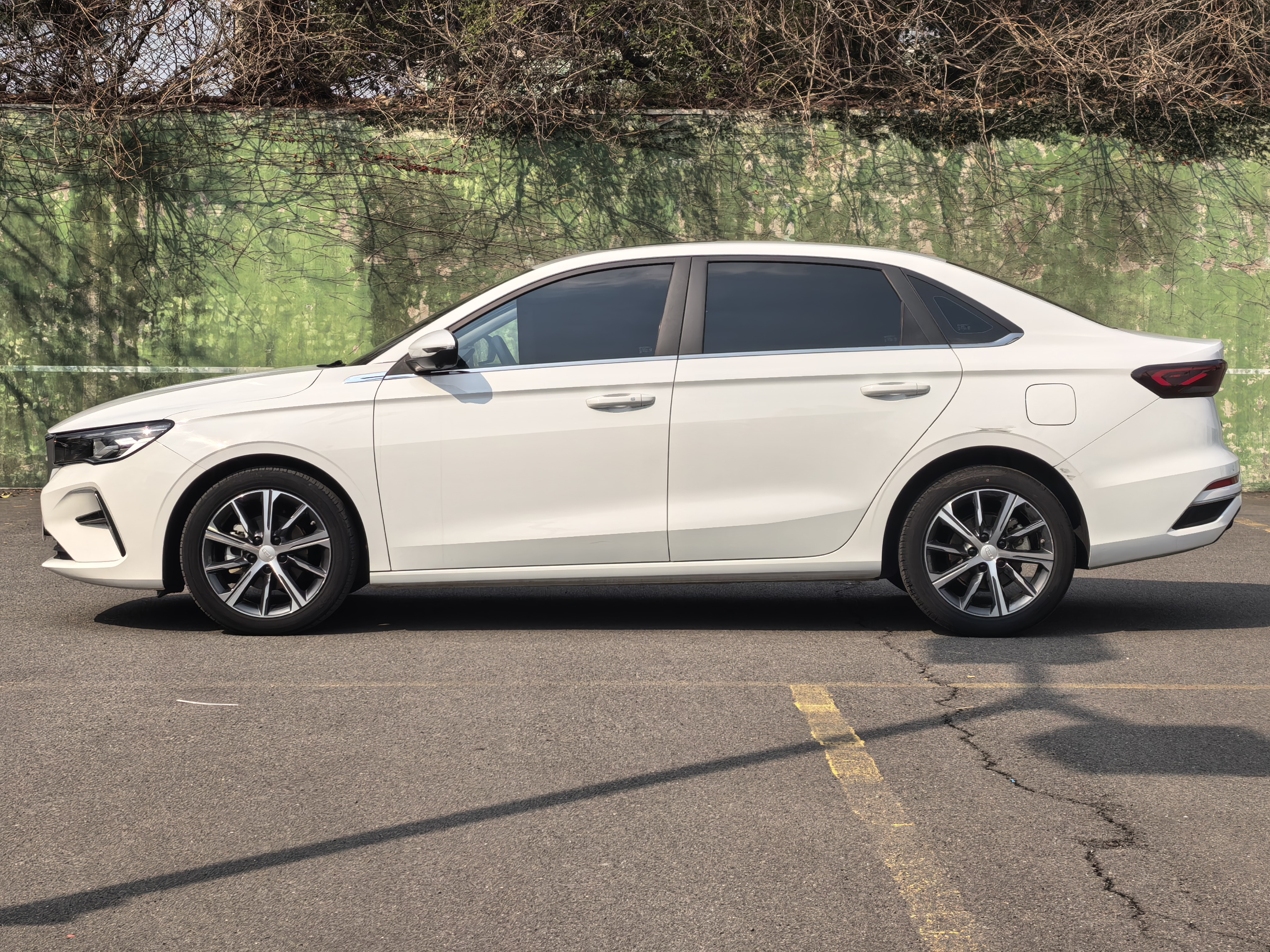 GEELY Emgrand 2024 #4 GEELY Emgrand 2024 car image #4