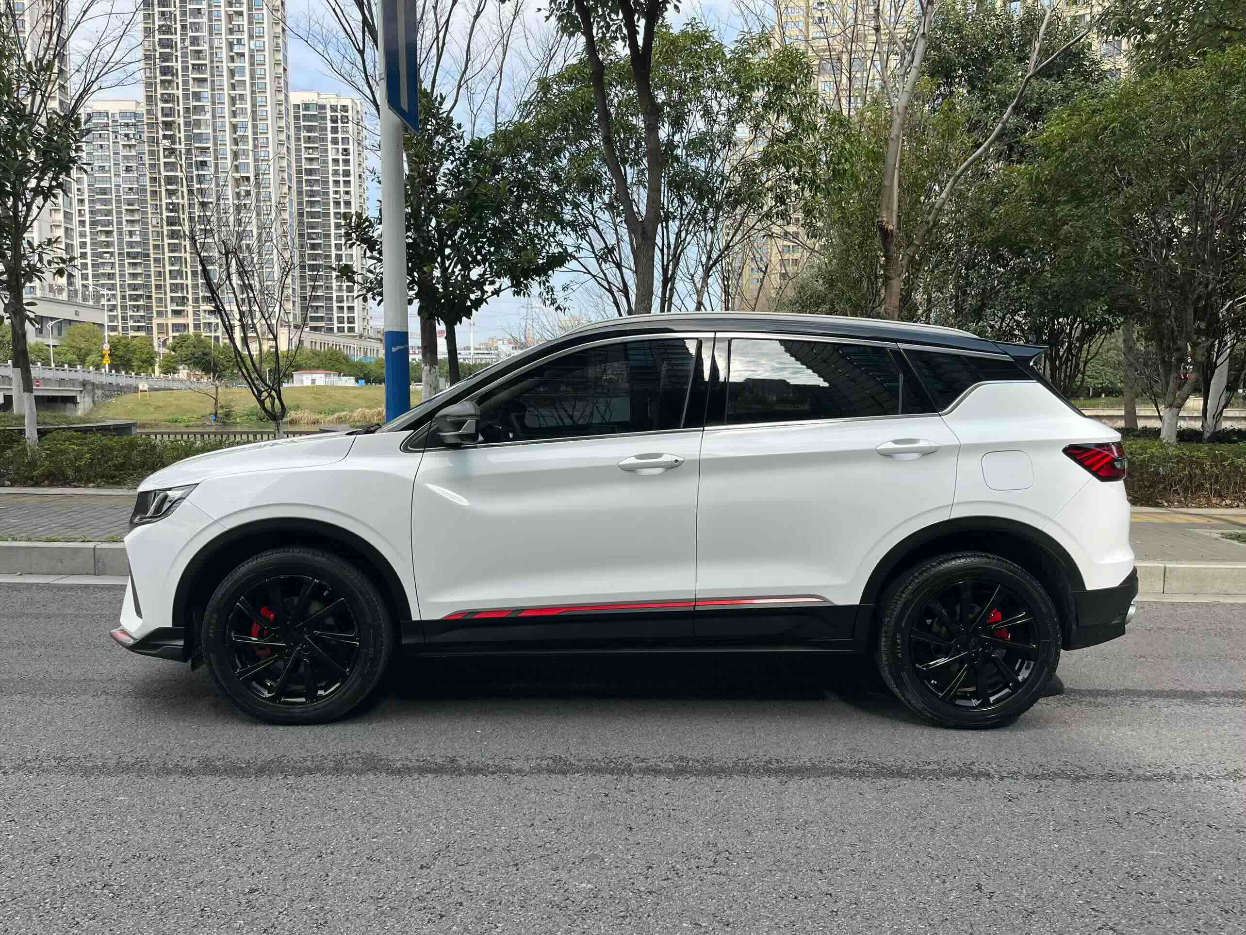 GEELY Coolray 2023 #4 GEELY Coolray 2023 car image #4