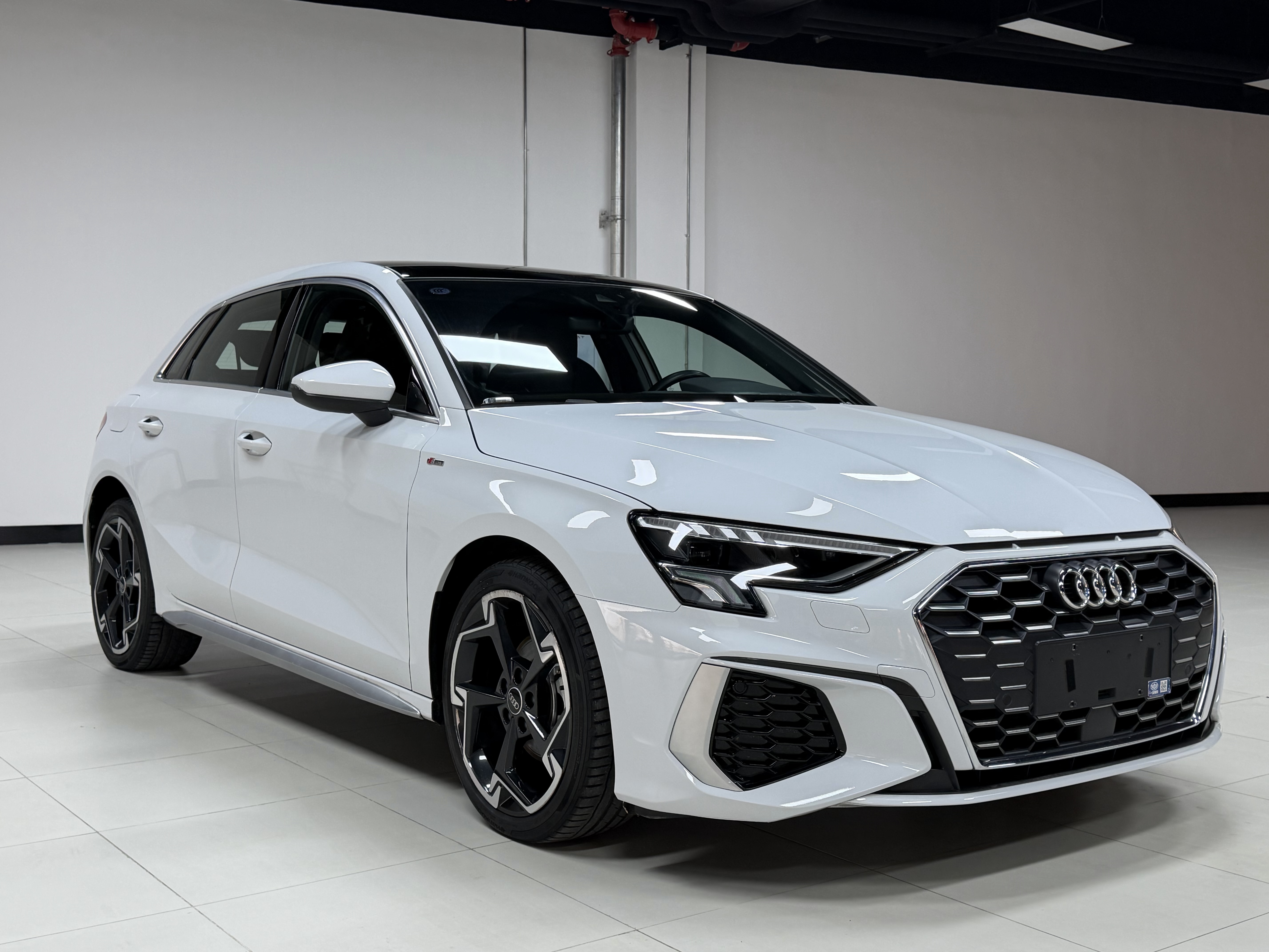 Audi A3 2023 car image #4