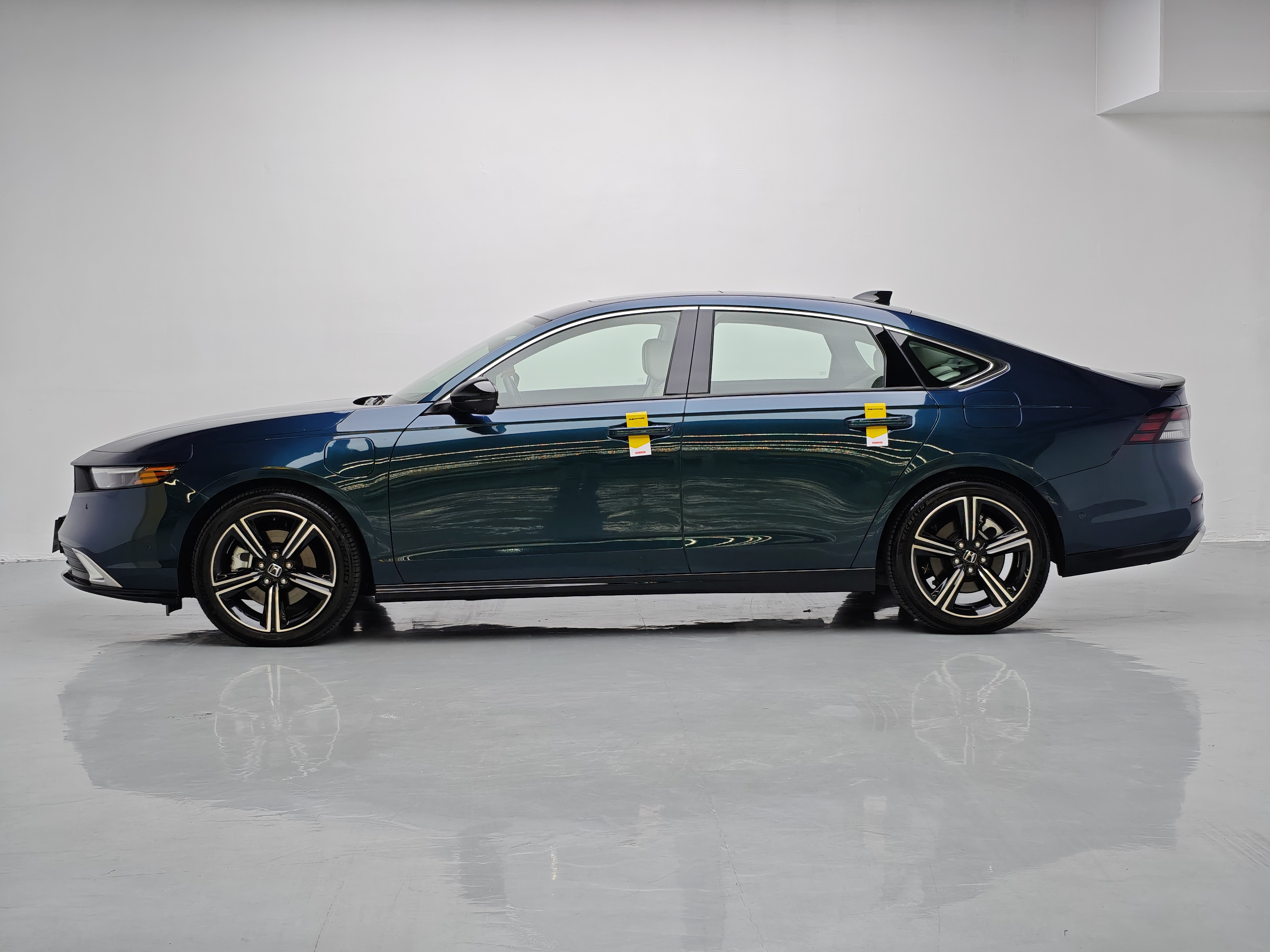 Honda Accord New Energy 2023 car image #4