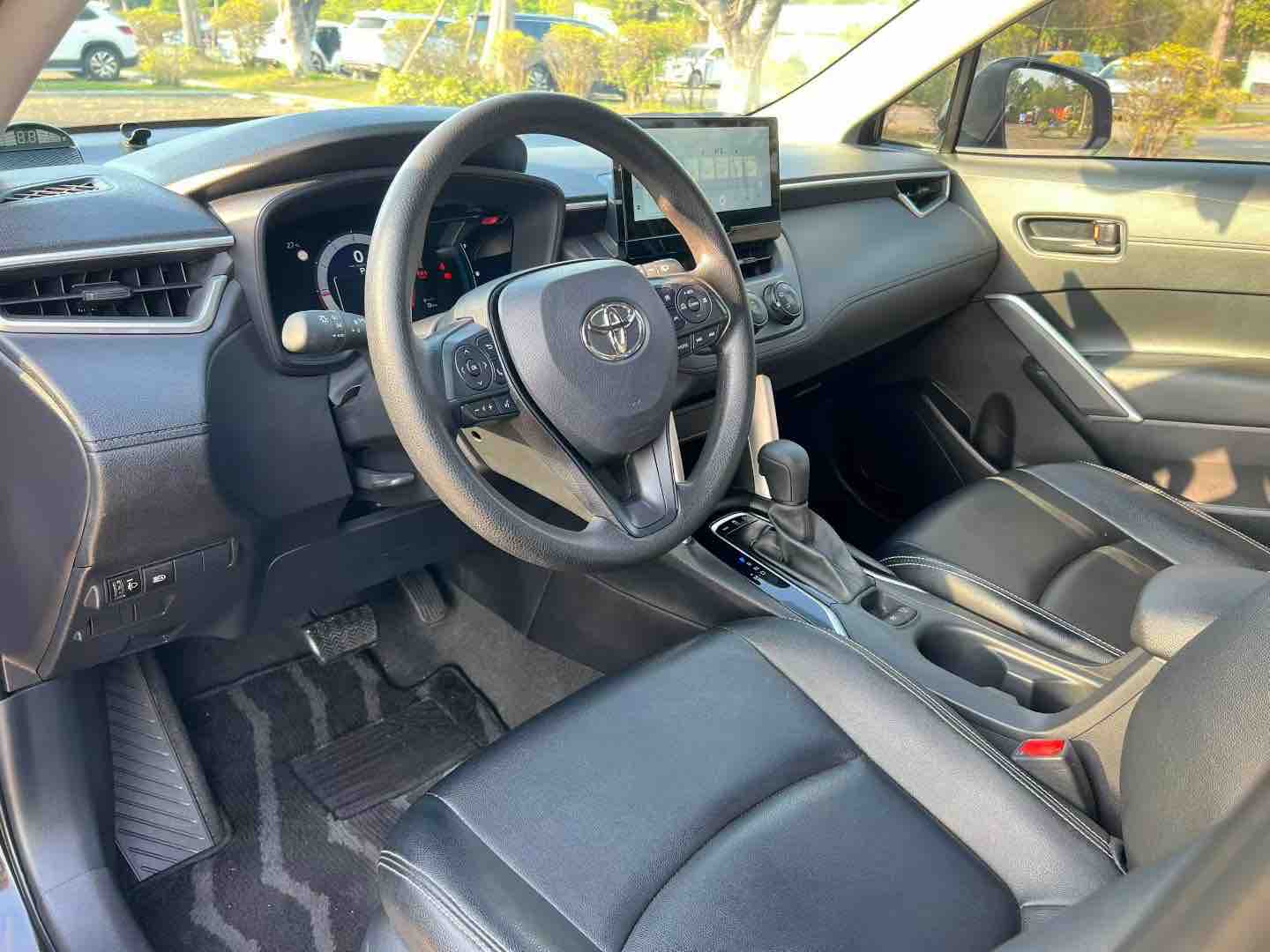 Toyota Corolla Cross 2023 immagine di auto #4