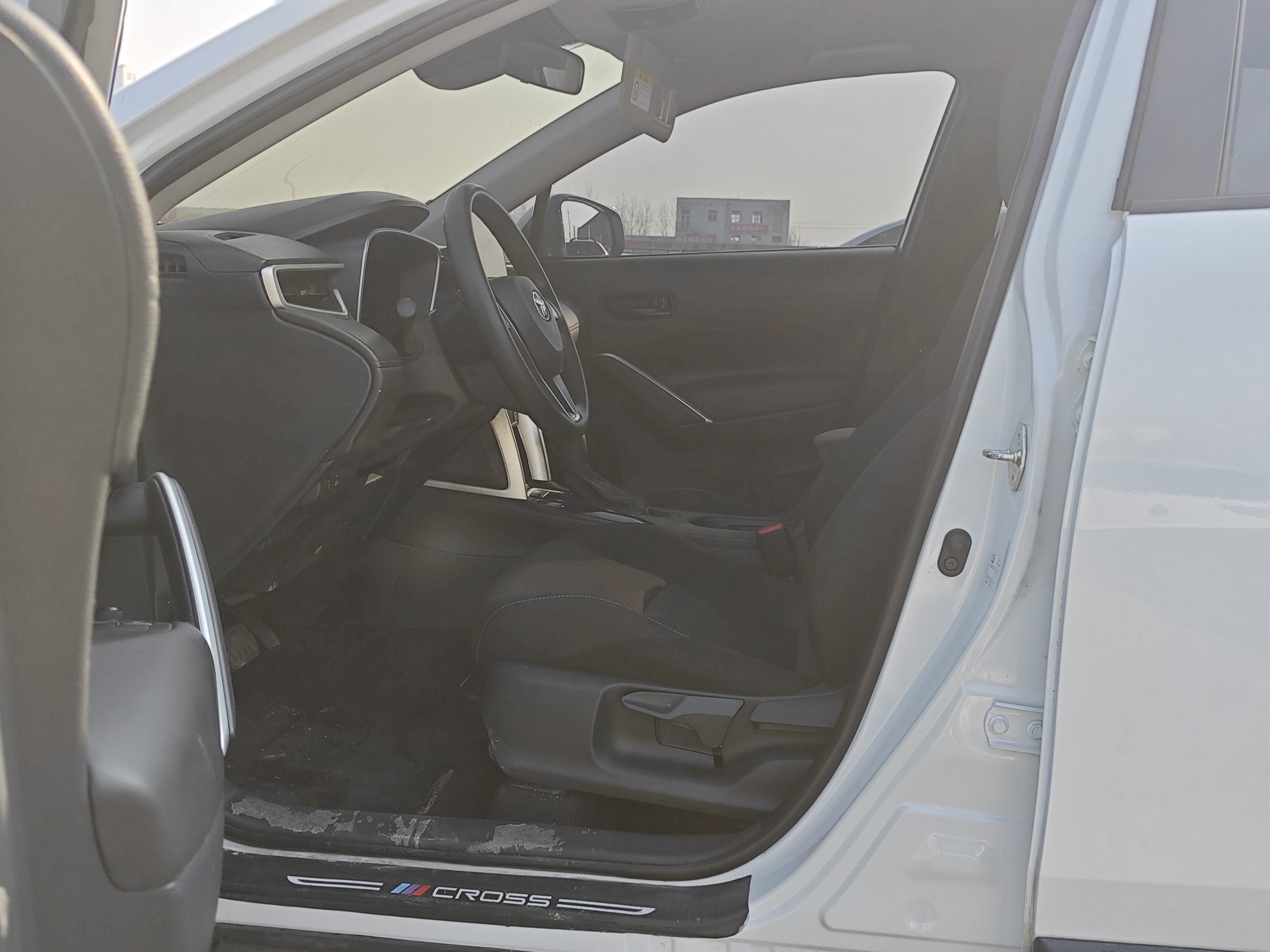 Corolla Cross 2025 car image #4
