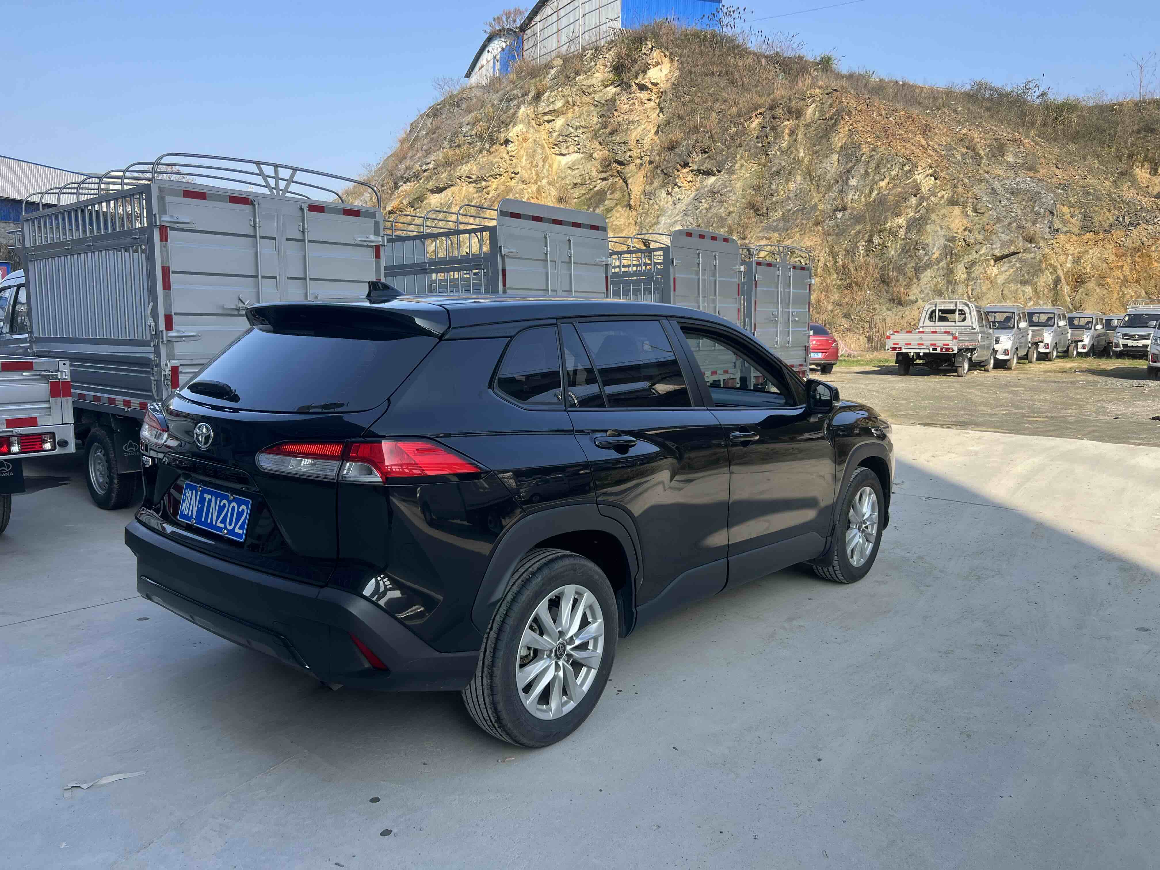 Corolla Cross 2023 #4 Corolla Cross 2023 car image #4