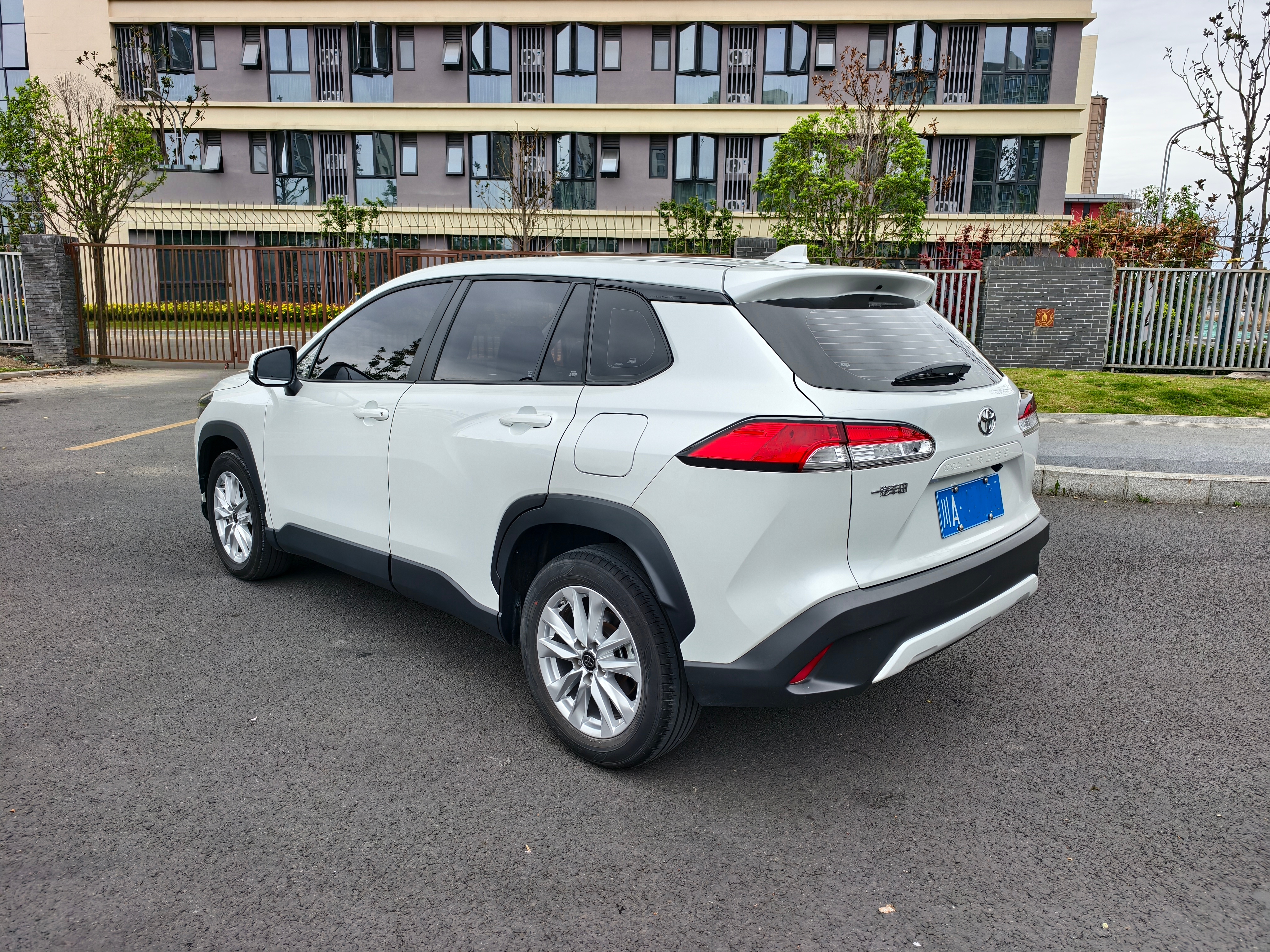 Corolla Cross 2023 car image #4