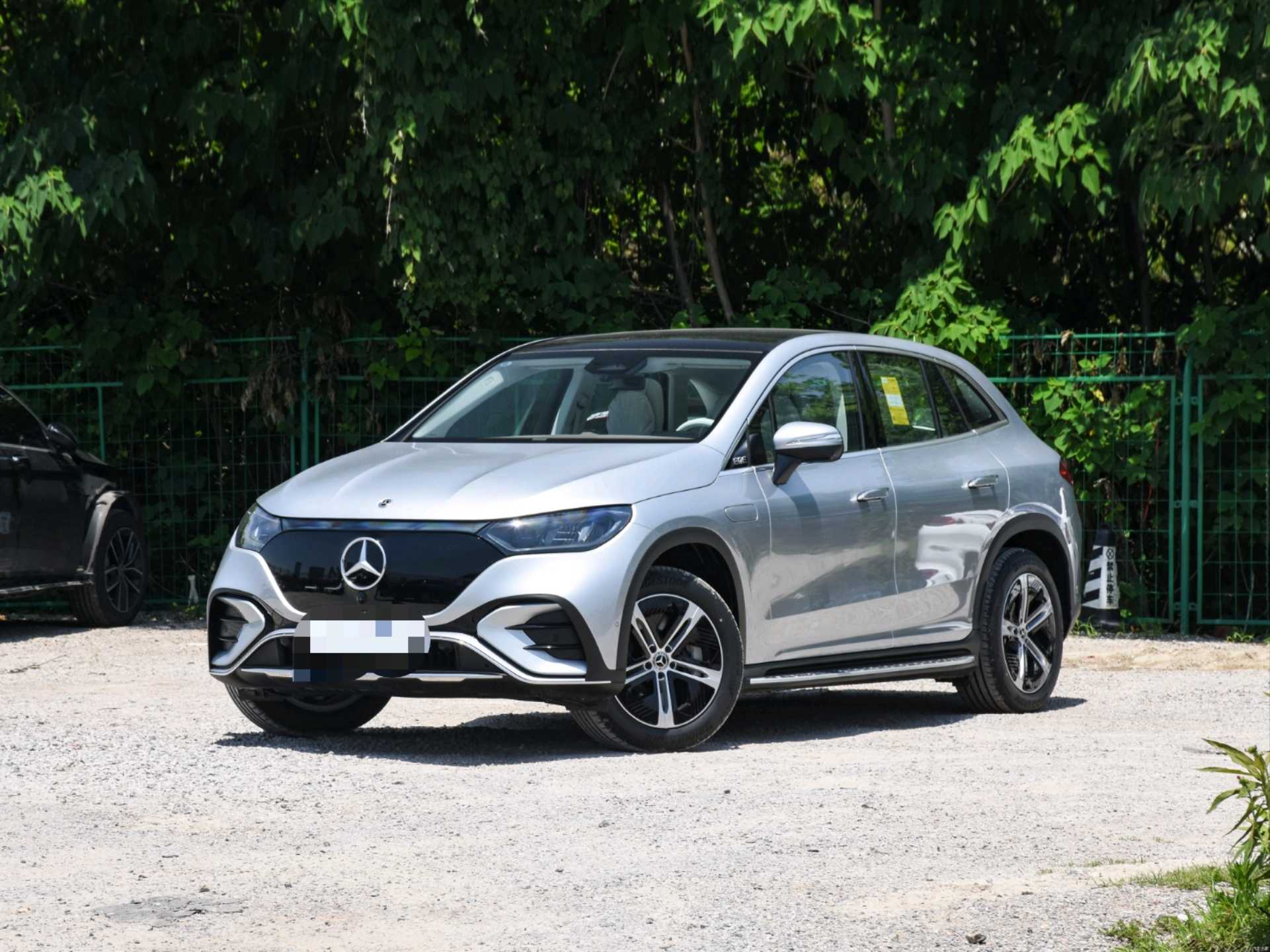 Mercedes-Benz EQE SUV 2024 image de voiture #4