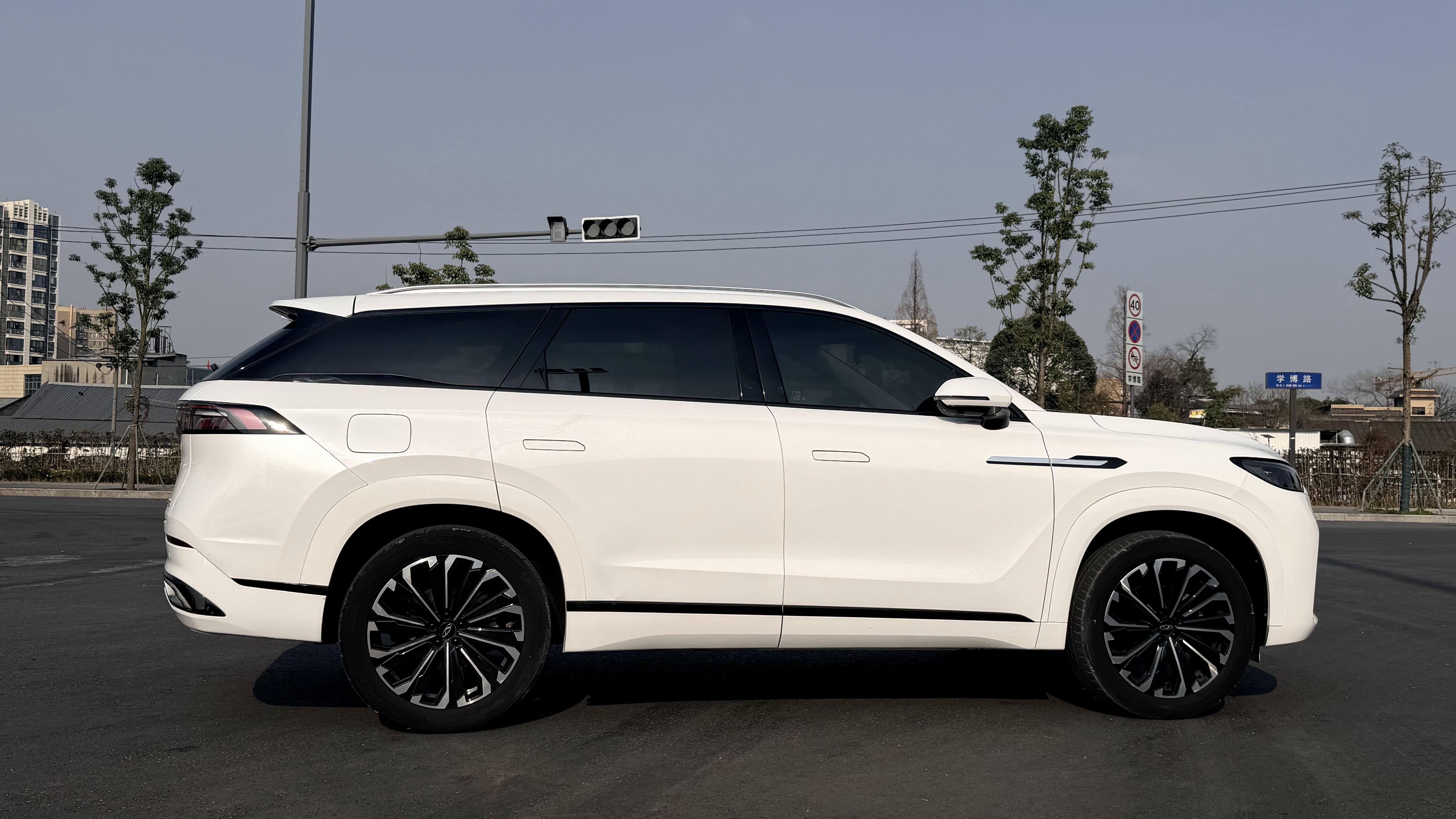 Chery Tiggo 9 2023 car image #4