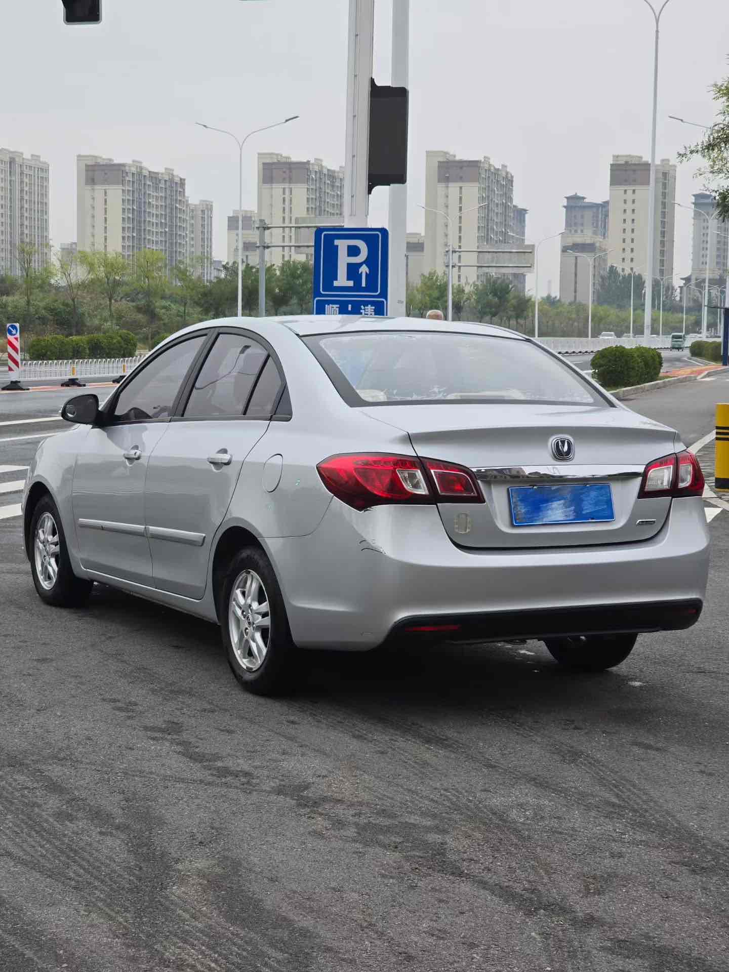 Changan Alsvin V5 2014 #4 Changan Alsvin V5 2014 car image #4