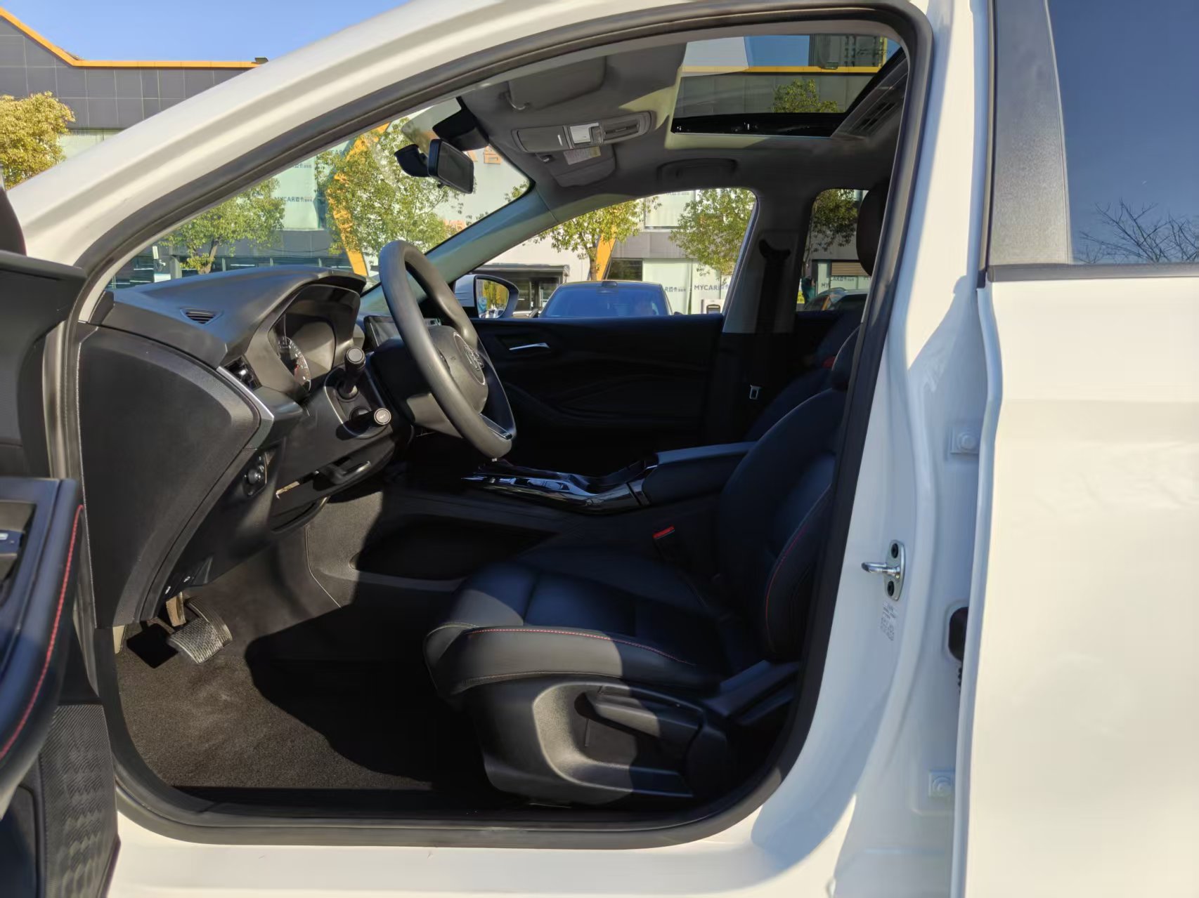 5 2024 #4 5 2024 car image #4