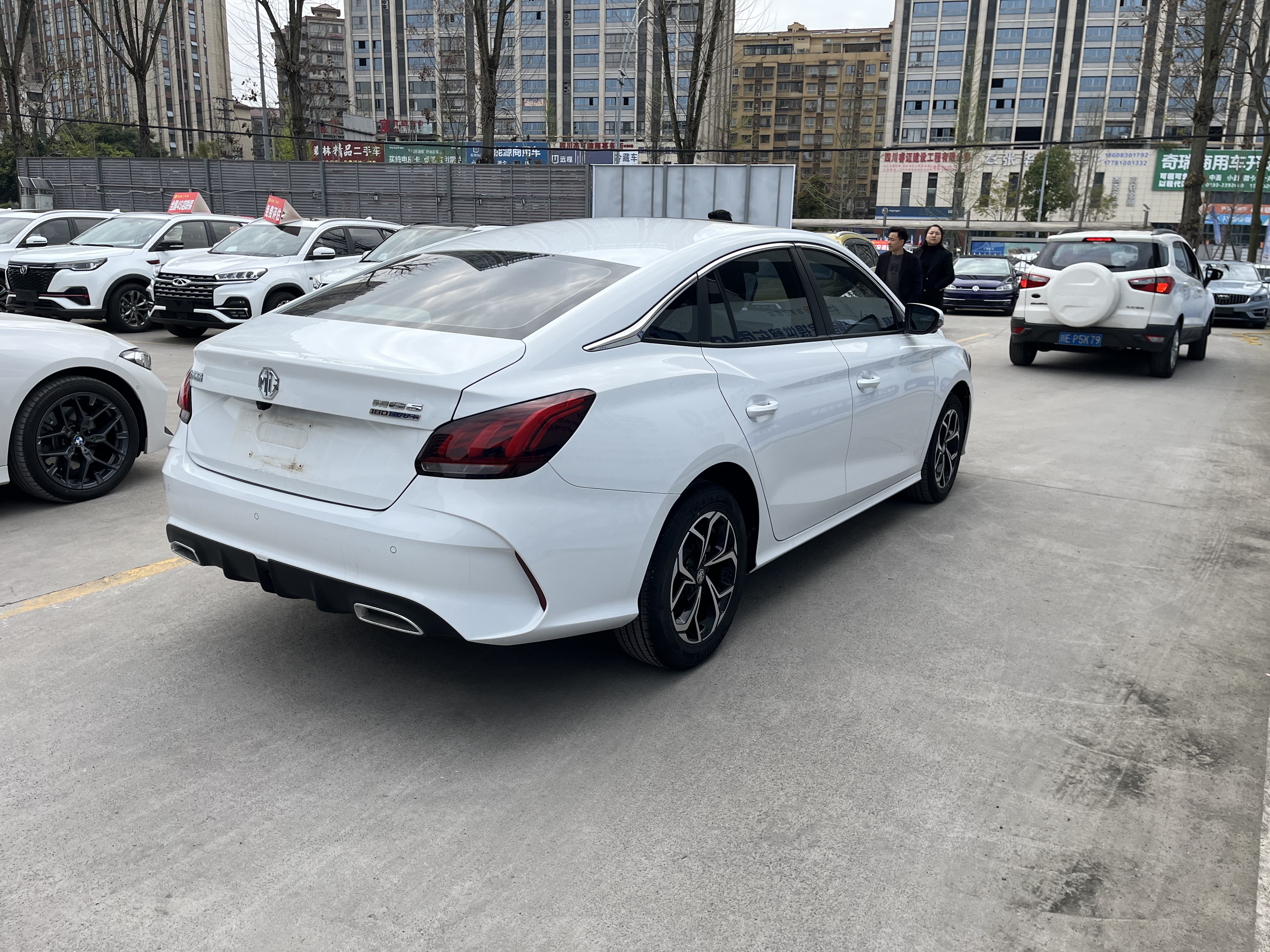 5 2024 car image #4