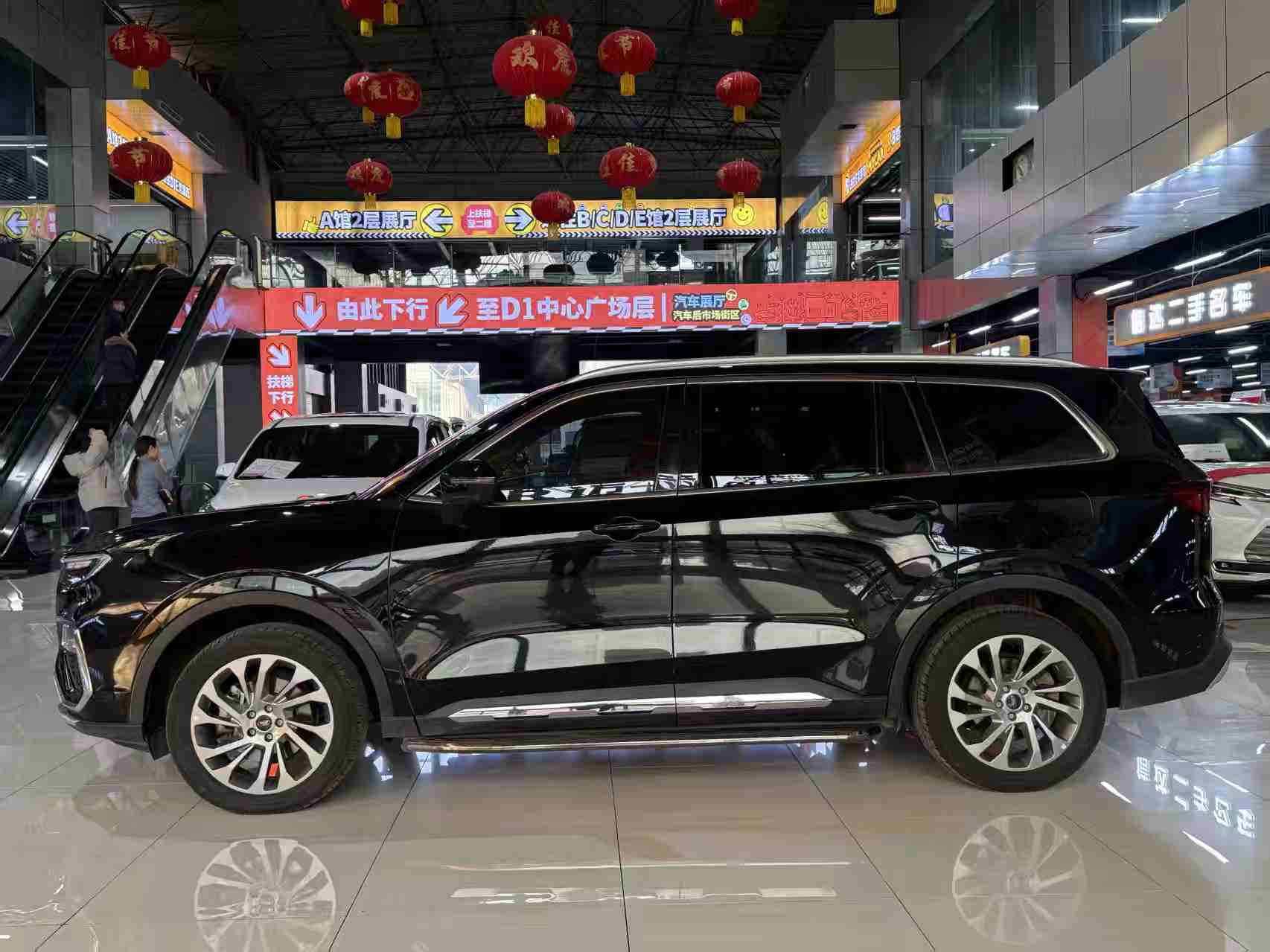 Ford Equator 2023 car image #4