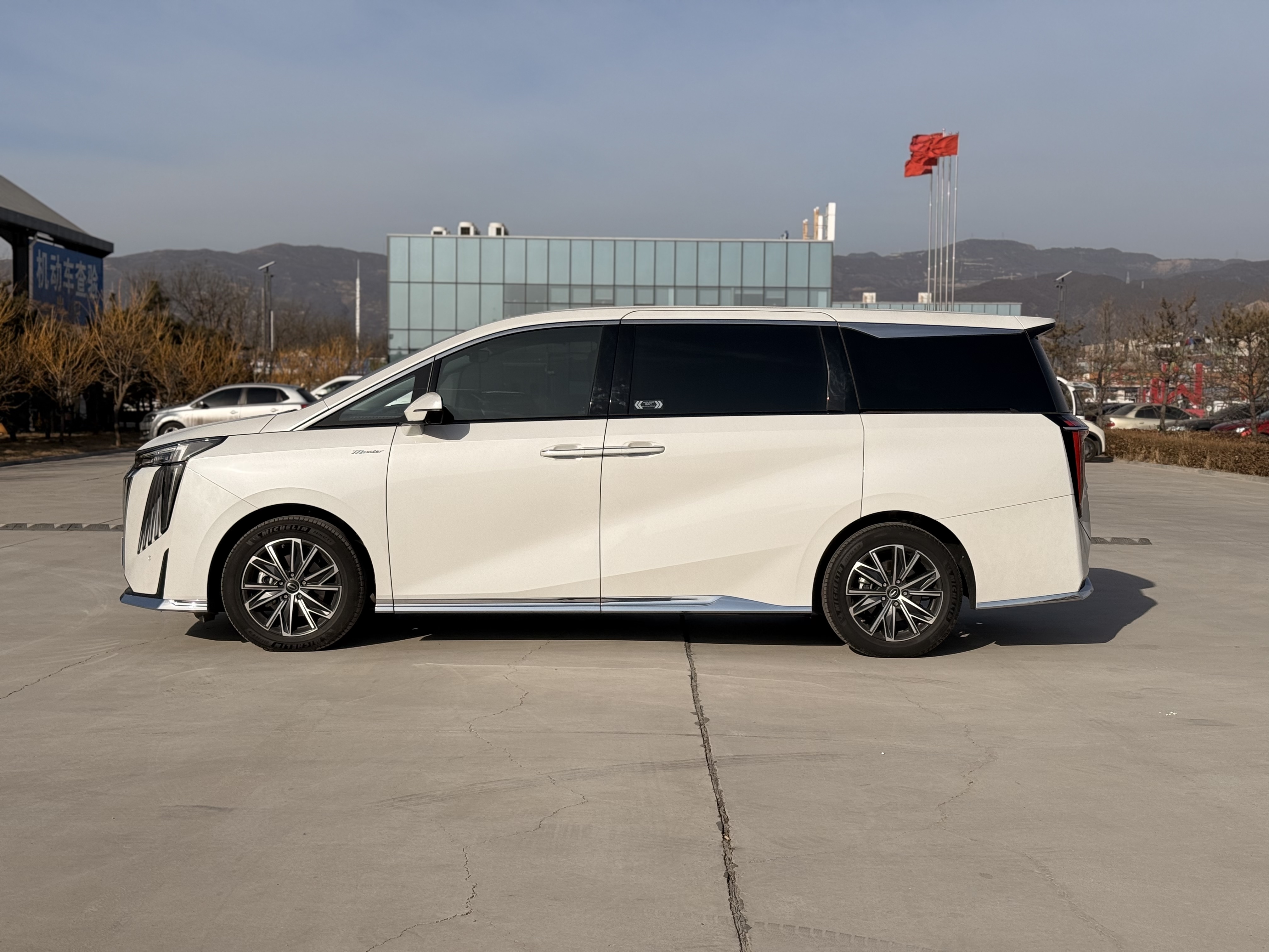 GAC Trumpchi M8 2024 car image #4