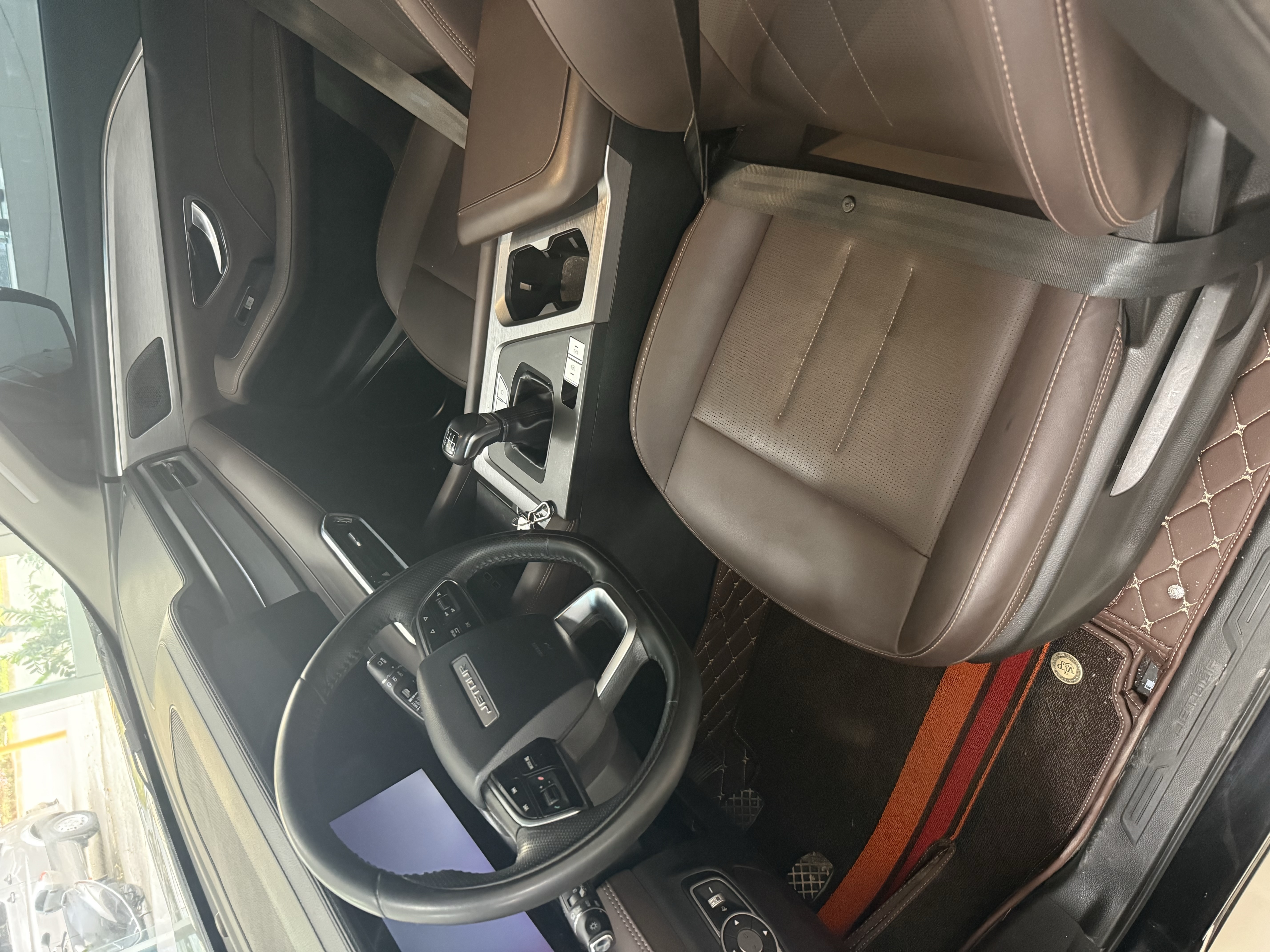 X70 PRO 2023 car image #4