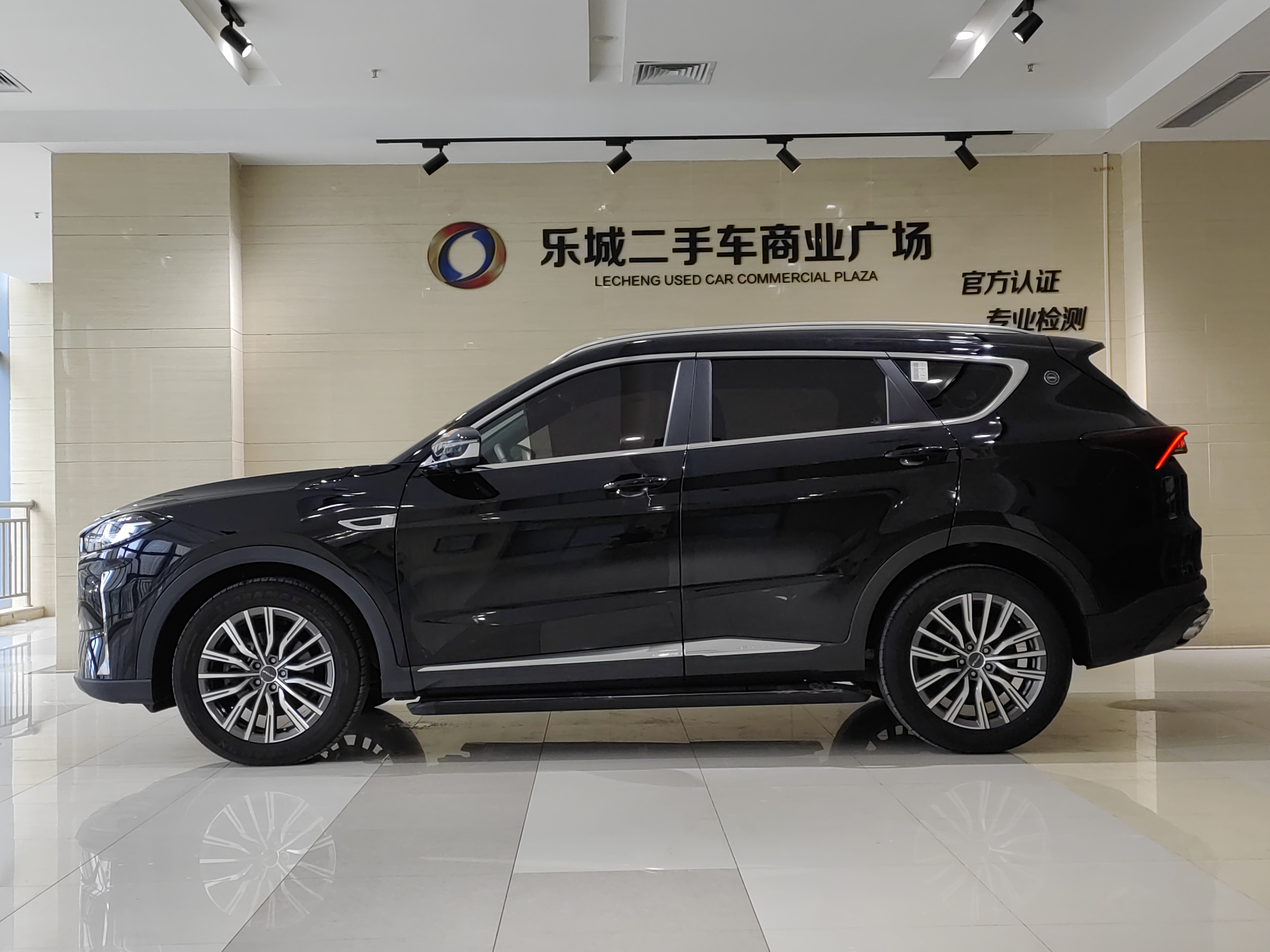 Jetour X70 PRO 2024 #4 Jetour X70 PRO 2024 car image #4