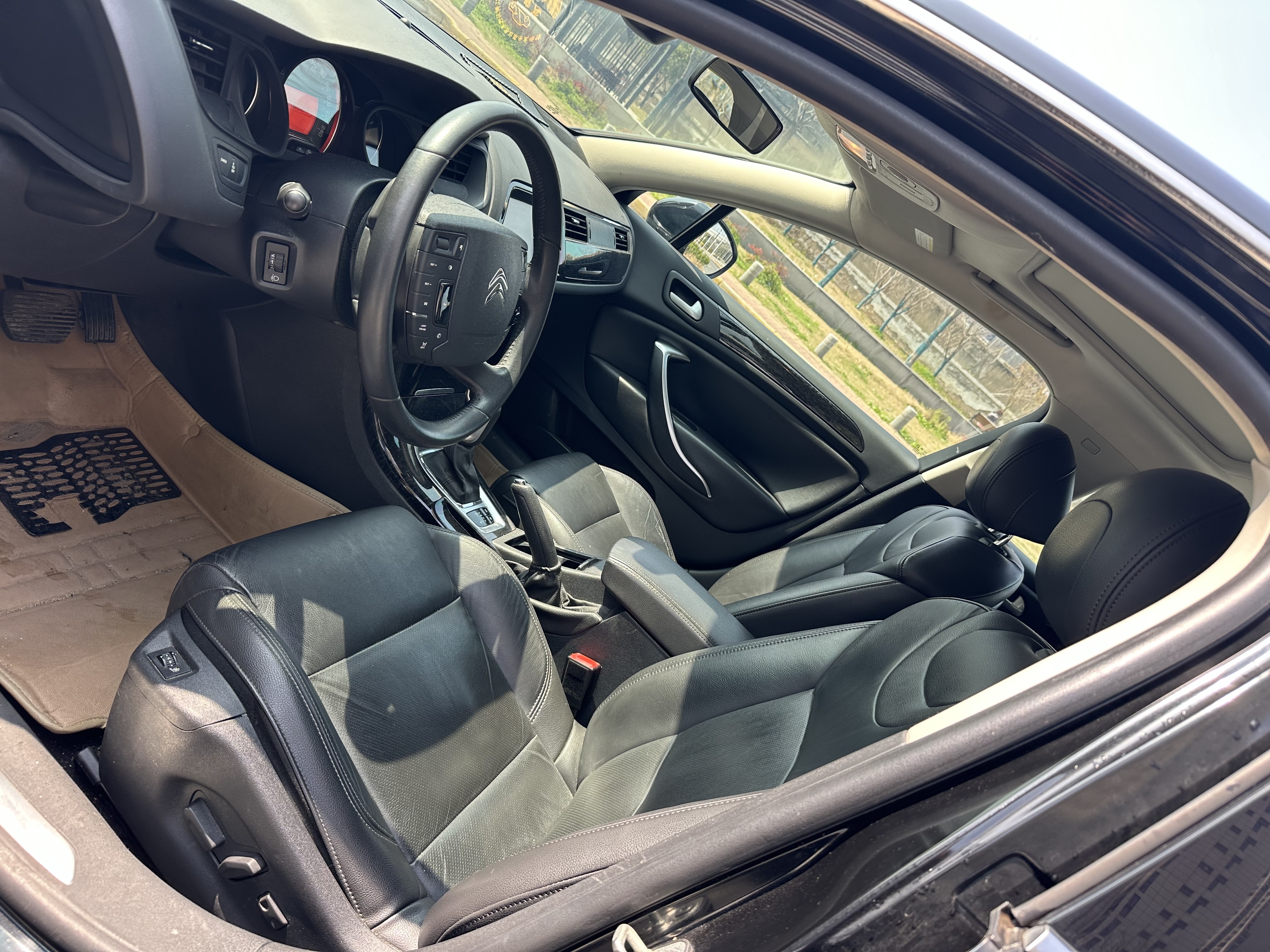 Citroen C5 2014 изображение автомобиля #4