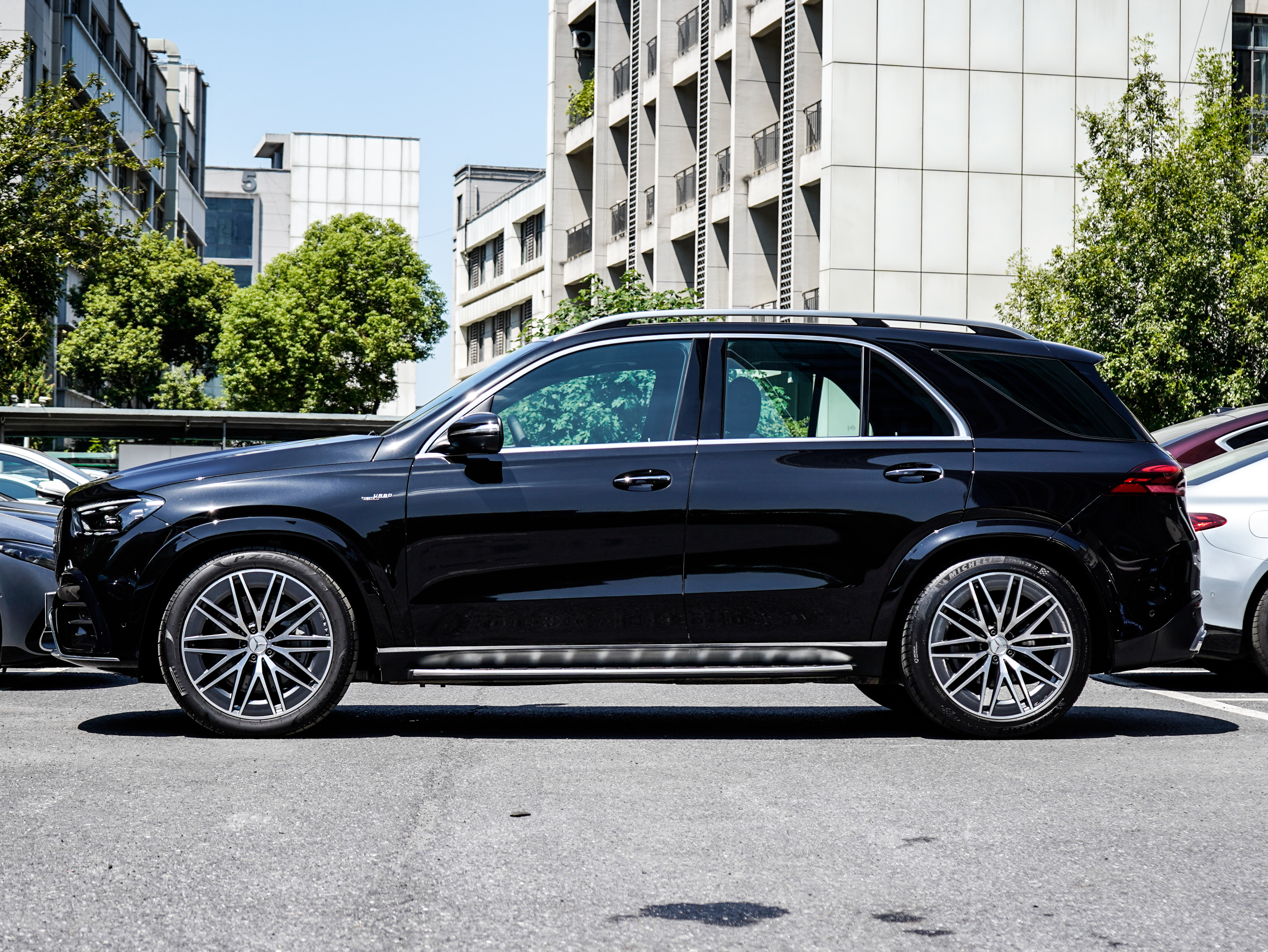 Mercedes-Benz GLE AMG 2024 #4 Mercedes-Benz GLE AMG 2024 изображение автомобиля #4