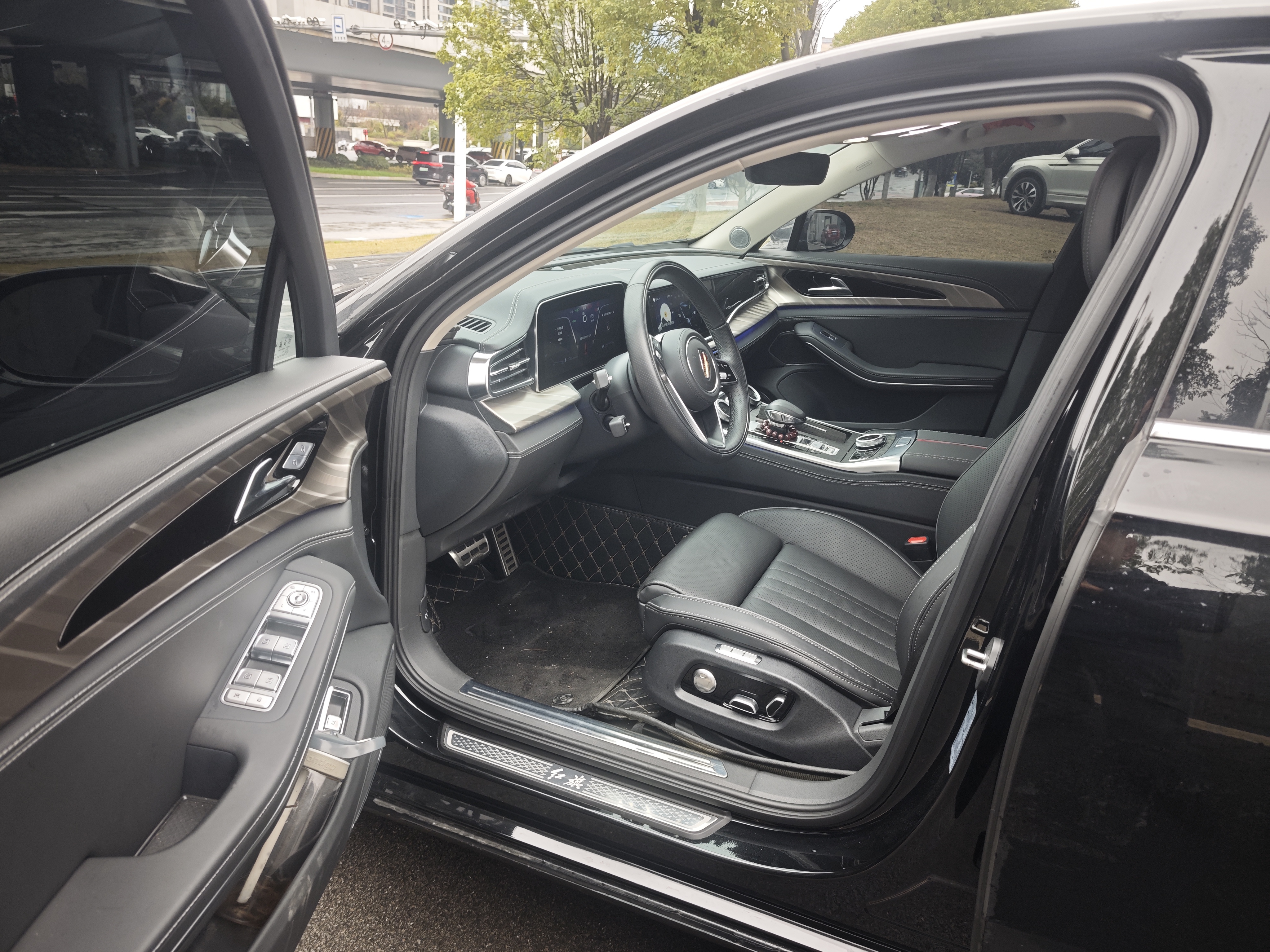 HongQi H9 2024 car image #4