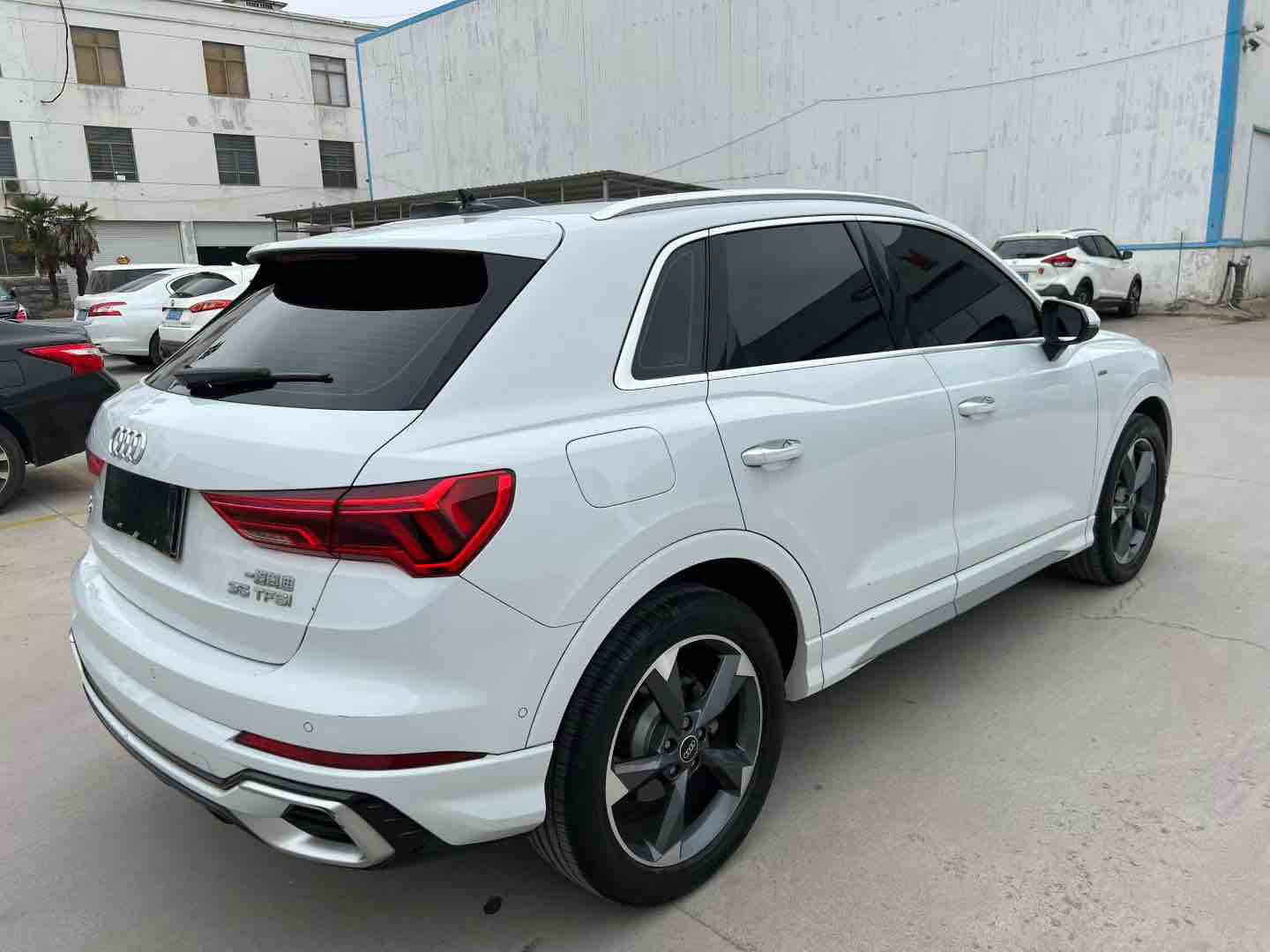 Audi Q3 2024 #4 Audi Q3 2024 car image #4