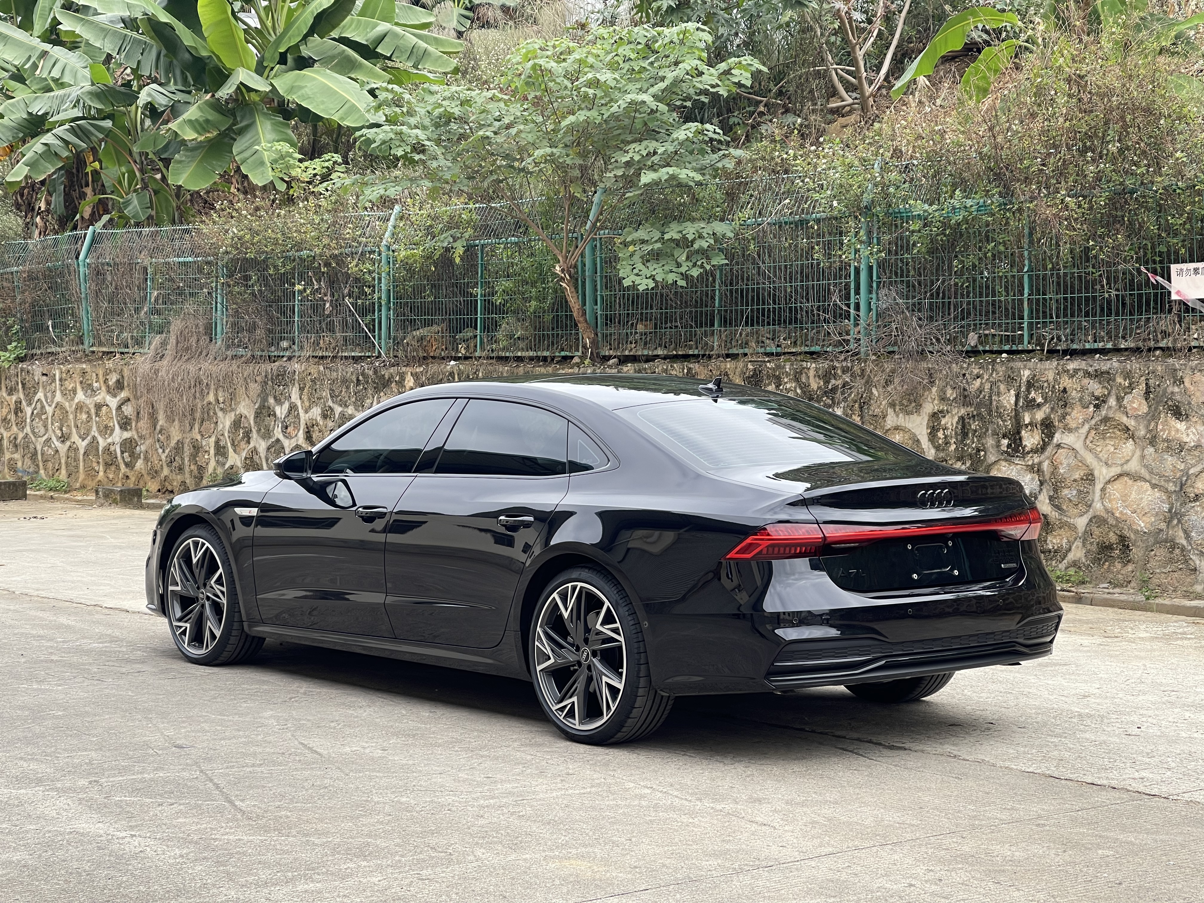 Audi A7L 2024 car image #4