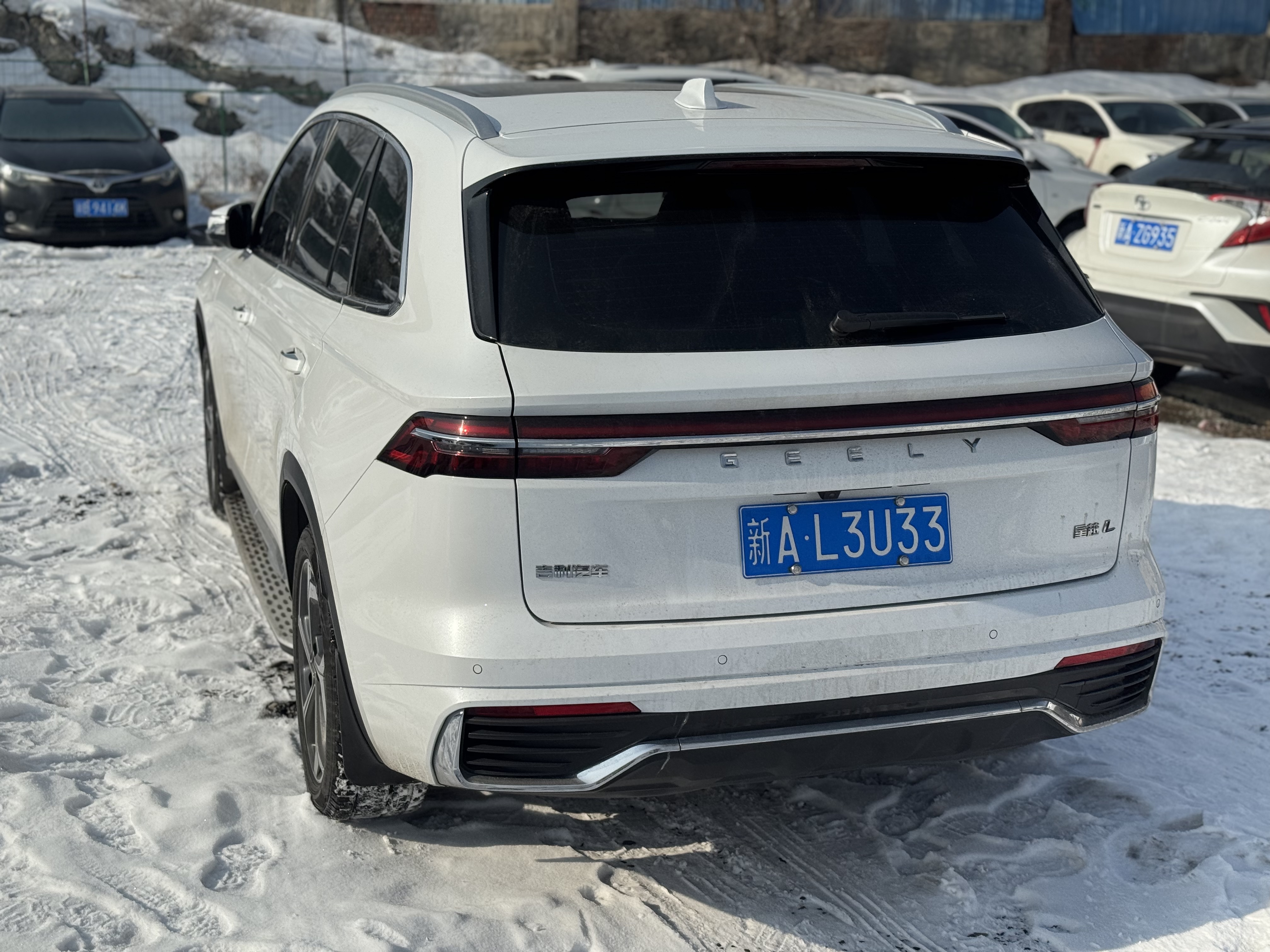 GEELY Monjaro 2024 #4 GEELY Monjaro 2024 صورة سيارة #4