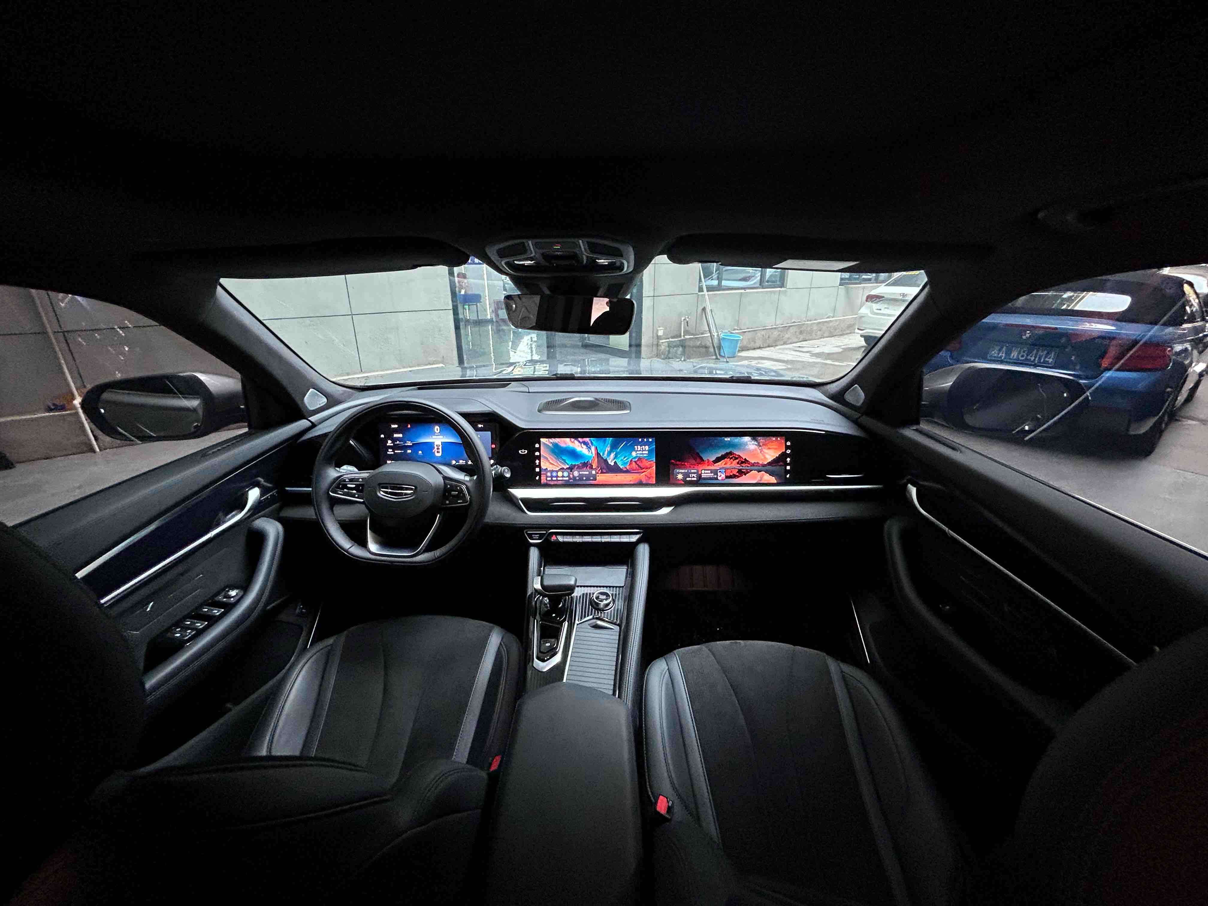 GEELY Monjaro 2024 car image #4