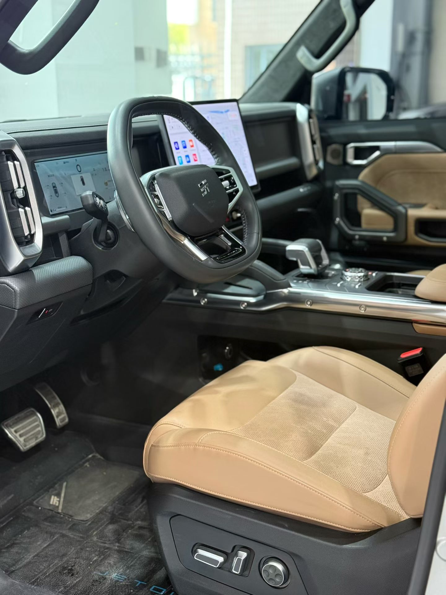 Jetour Traveller 2023 #4 Jetour Traveller 2023 car image #4