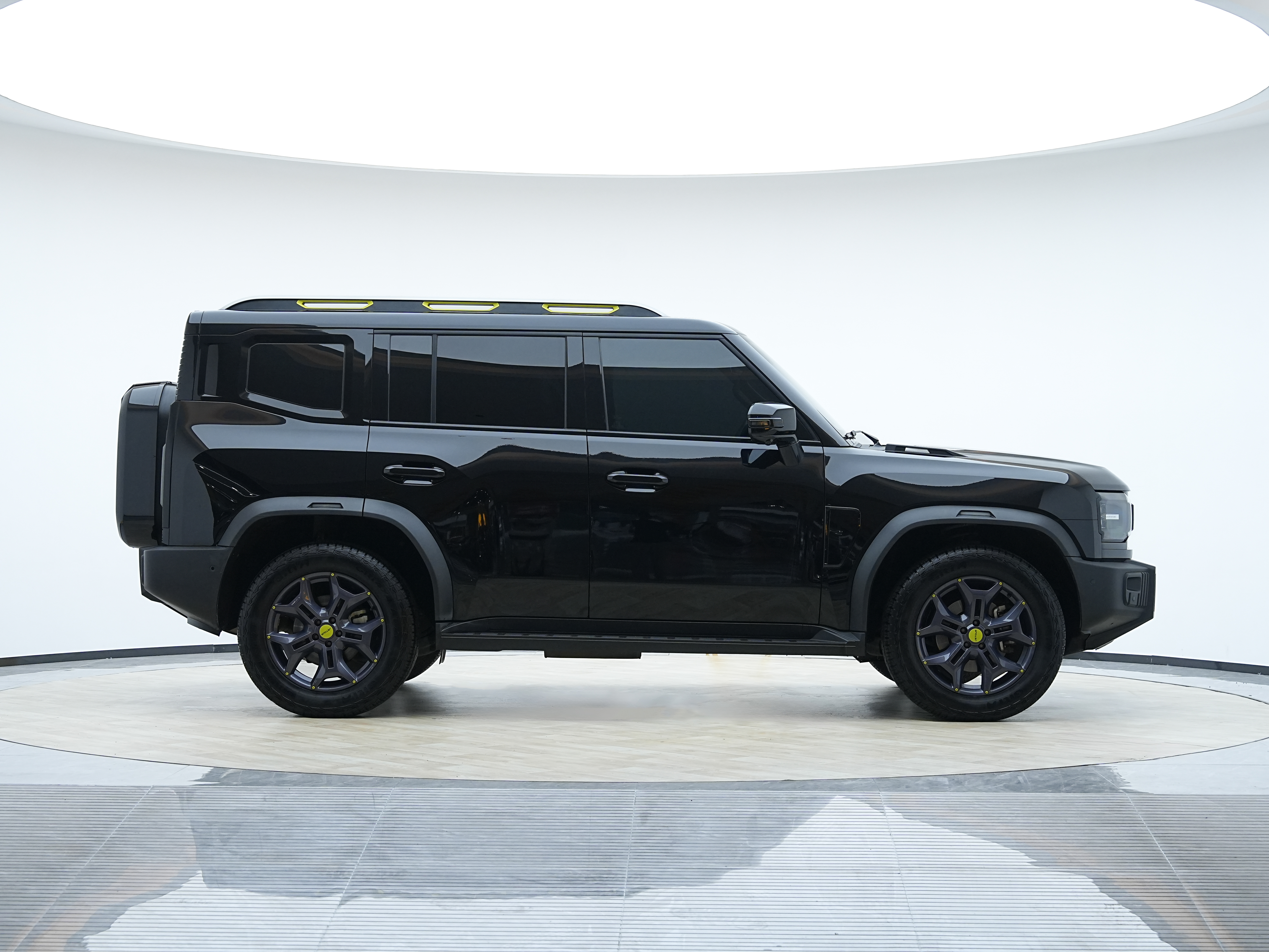 Jetour Traveller 2024 car image #4