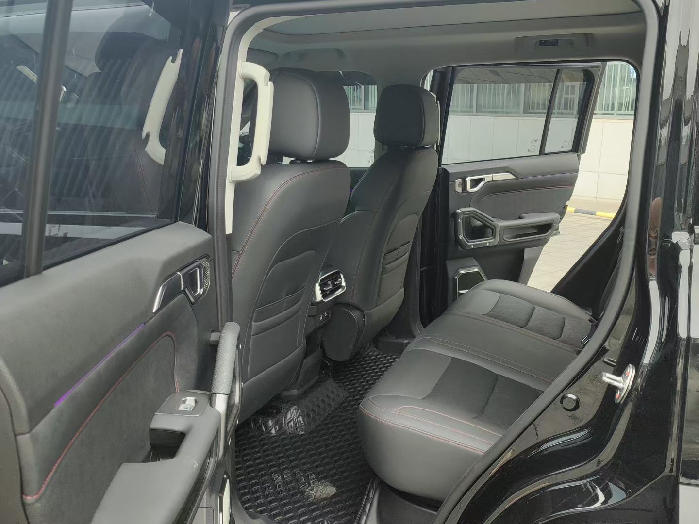 Jetour Traveller 2024 car image #4