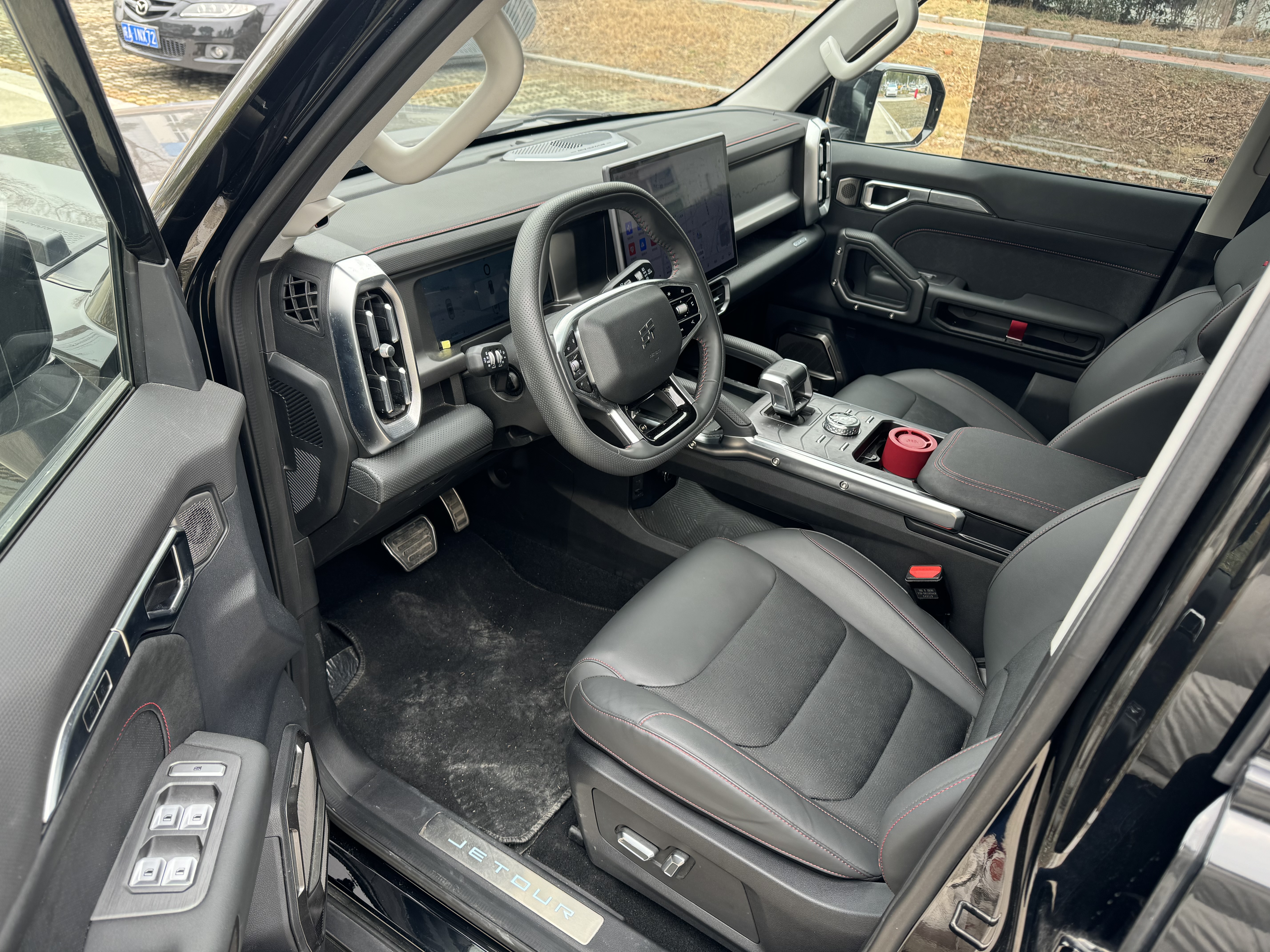 Jetour Traveller 2024 car image #4