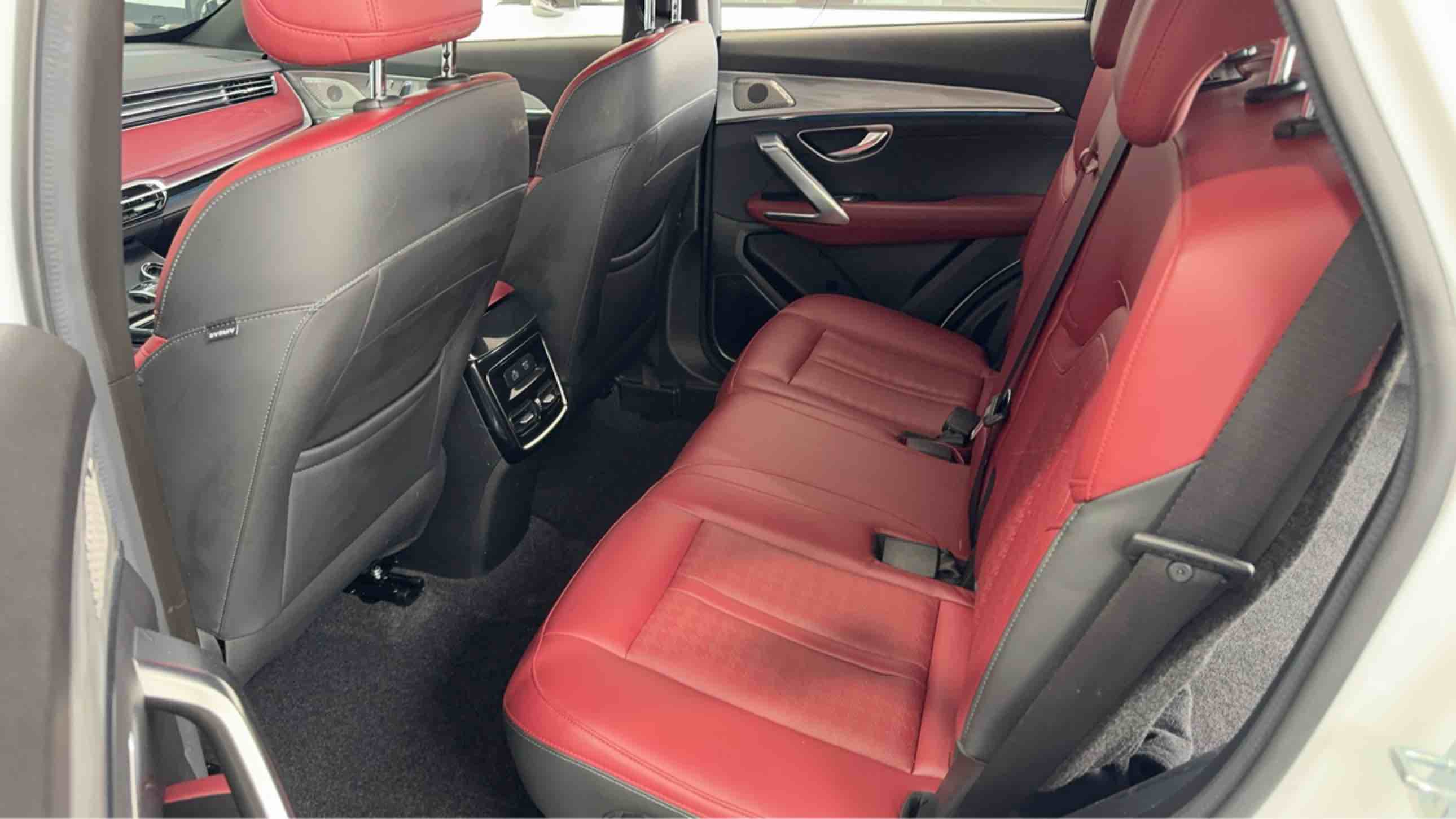 Jetour X70 PRO 2024 car image #4