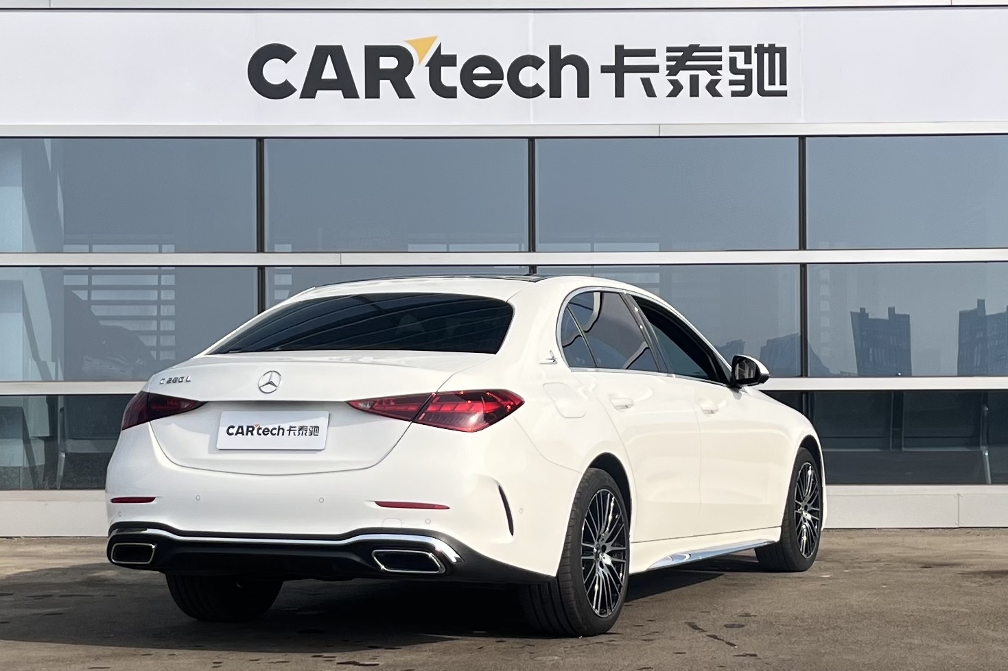 Mercedes-Benz C Class 2024 car image #4
