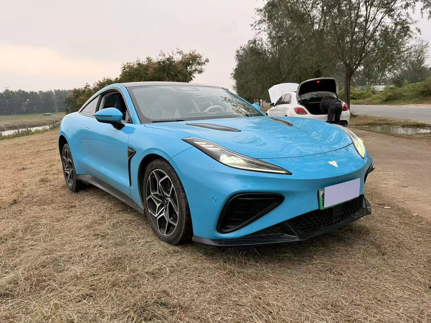 哪吒汽车 哪吒GT 2023 汽车图片 #4