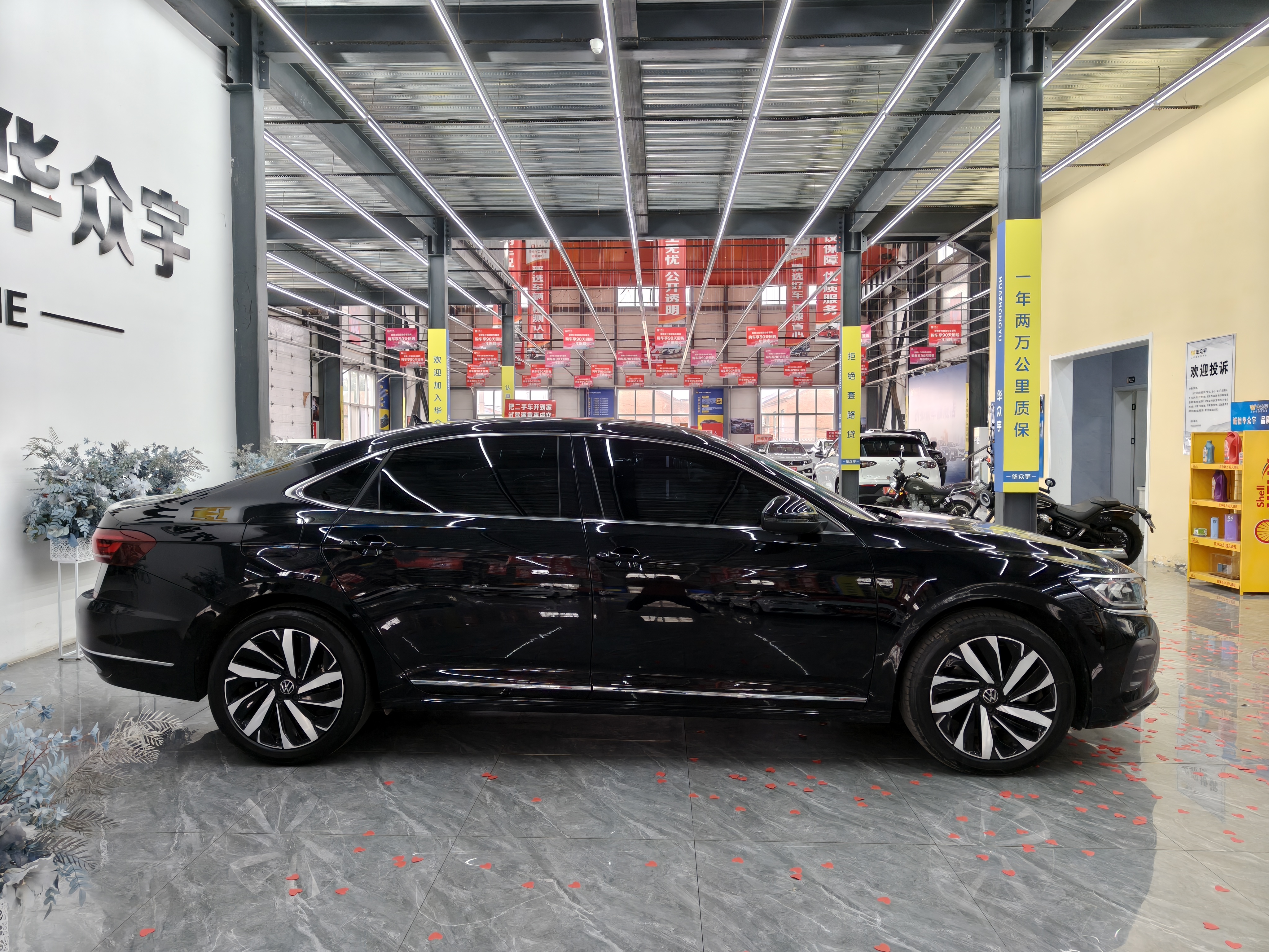 Volkswagen Passat 2024 car image #4