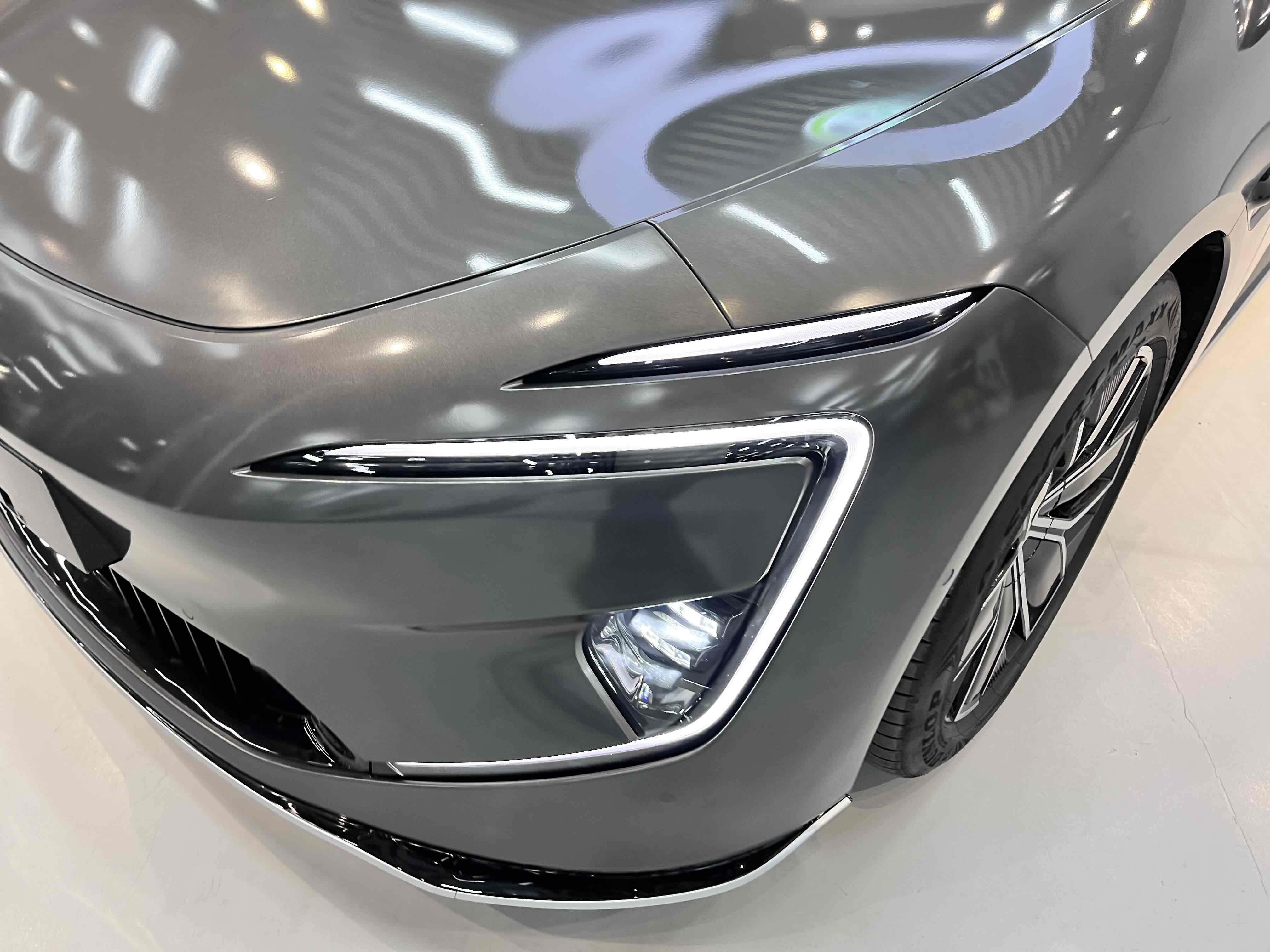 Avatr 12 2024 car image #4