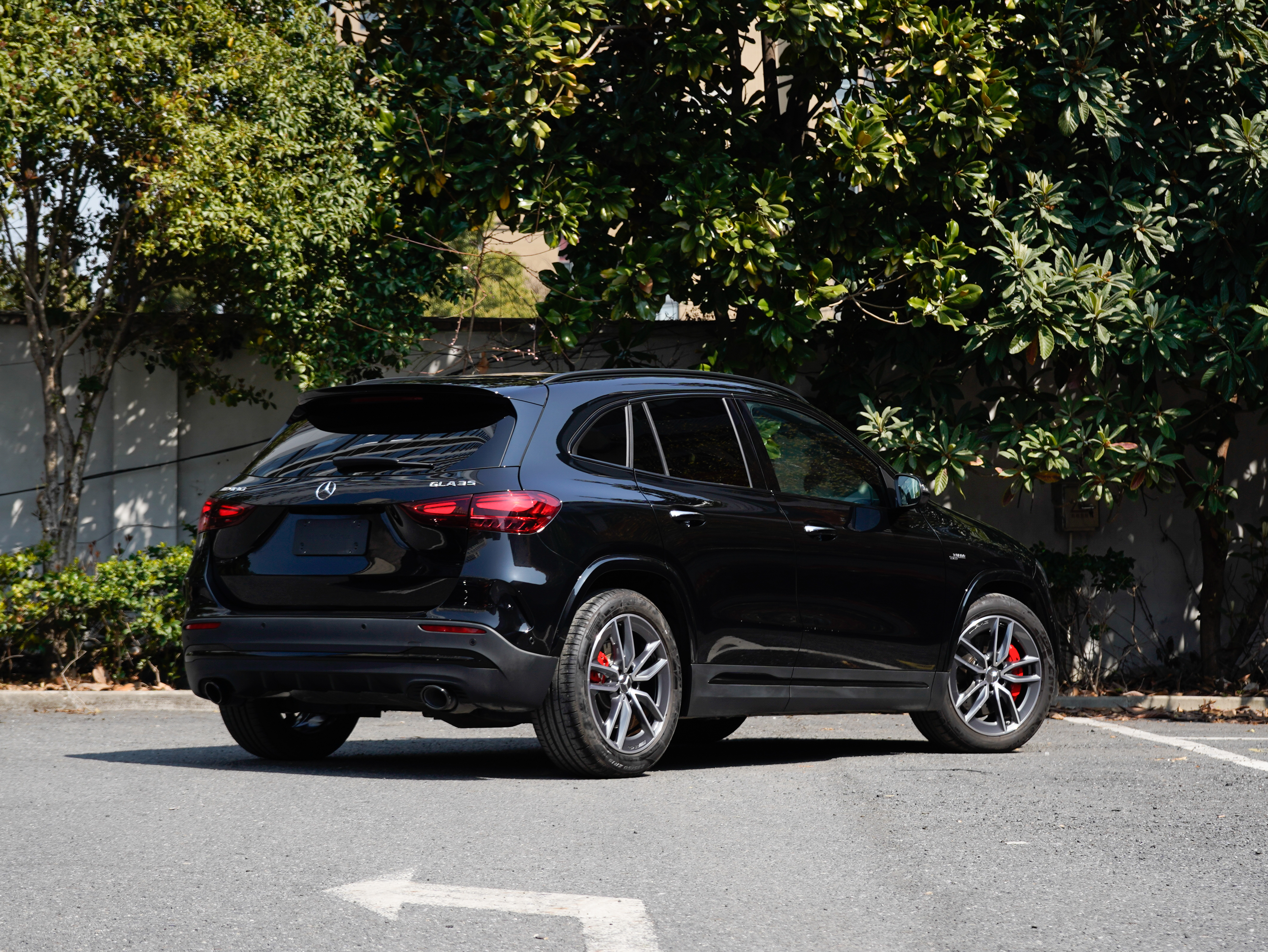 Mercedes-Benz GLA AMG 2024 car image #4