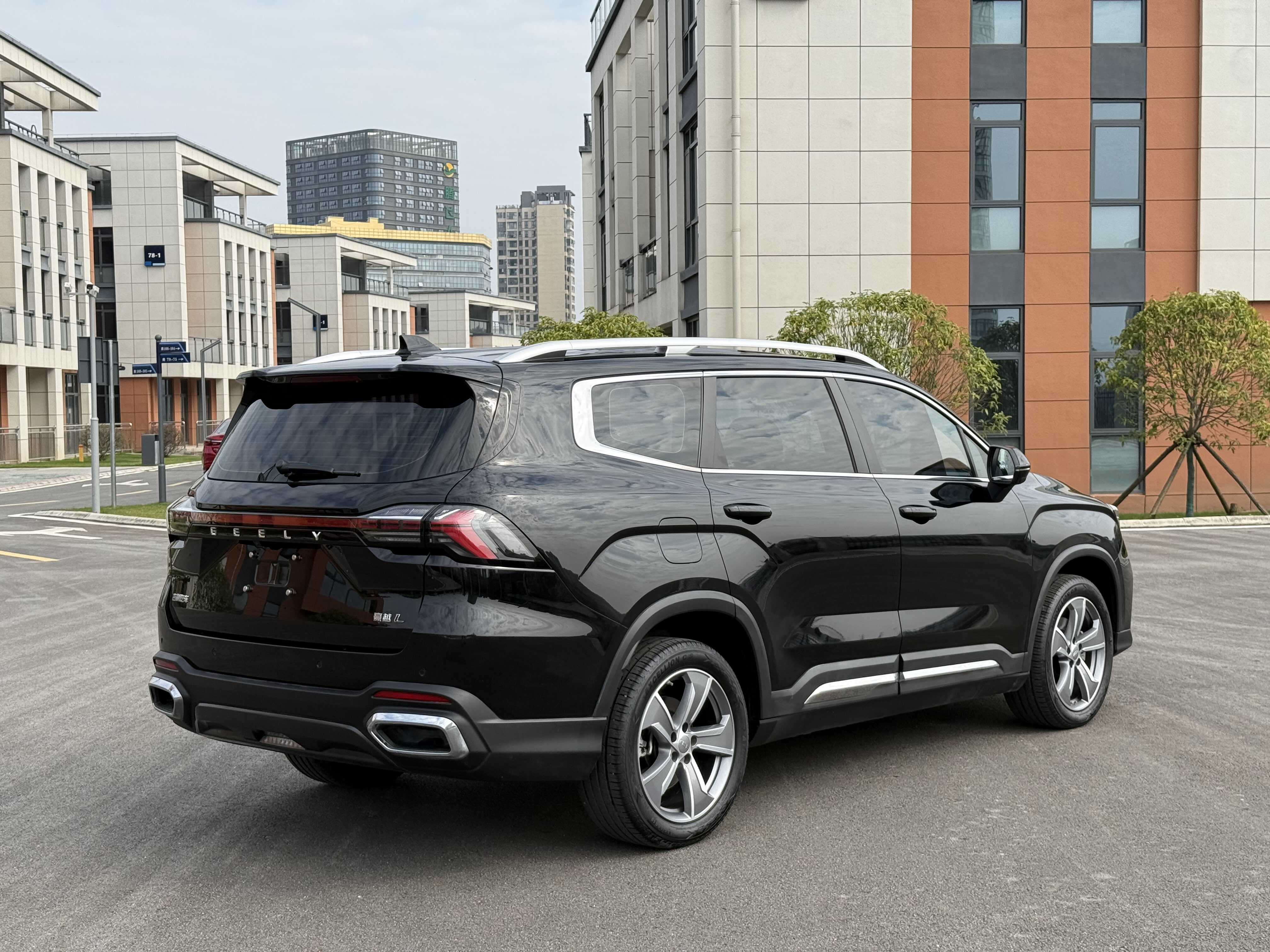 GEELY Okavango L 2024 immagine di auto #4