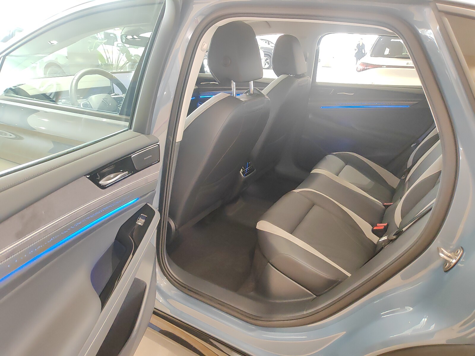 Volkswagen ID.7 Vizzion 2024 #4 Volkswagen ID.7 Vizzion 2024 car image #4