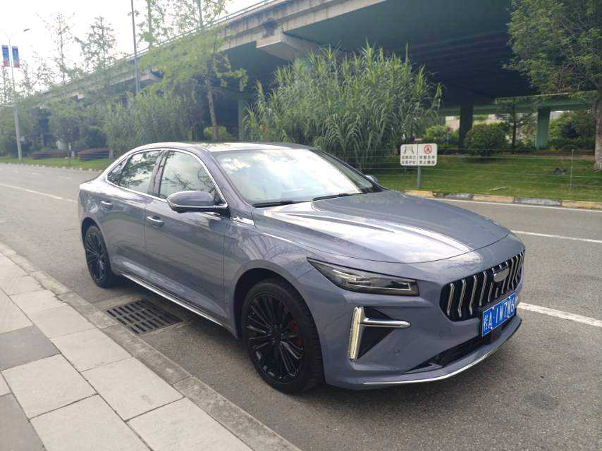 GEELY PrefaceL 2023 car image #4