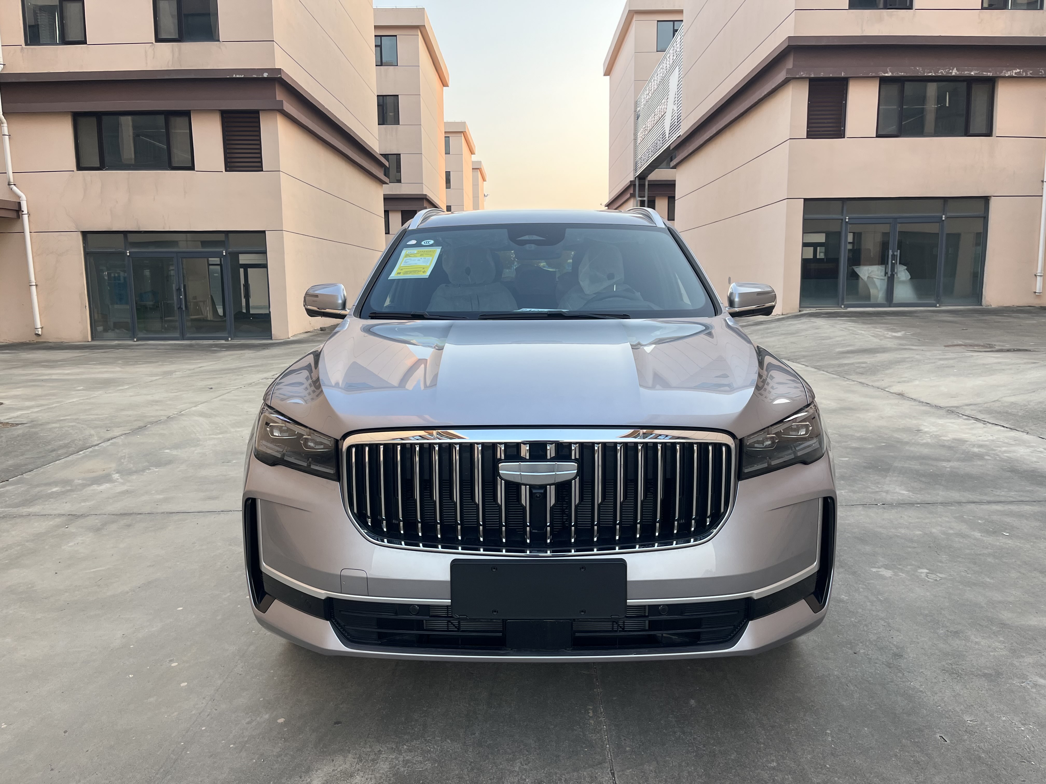 GEELY Monjaro MHEV 2025 immagine di auto #4