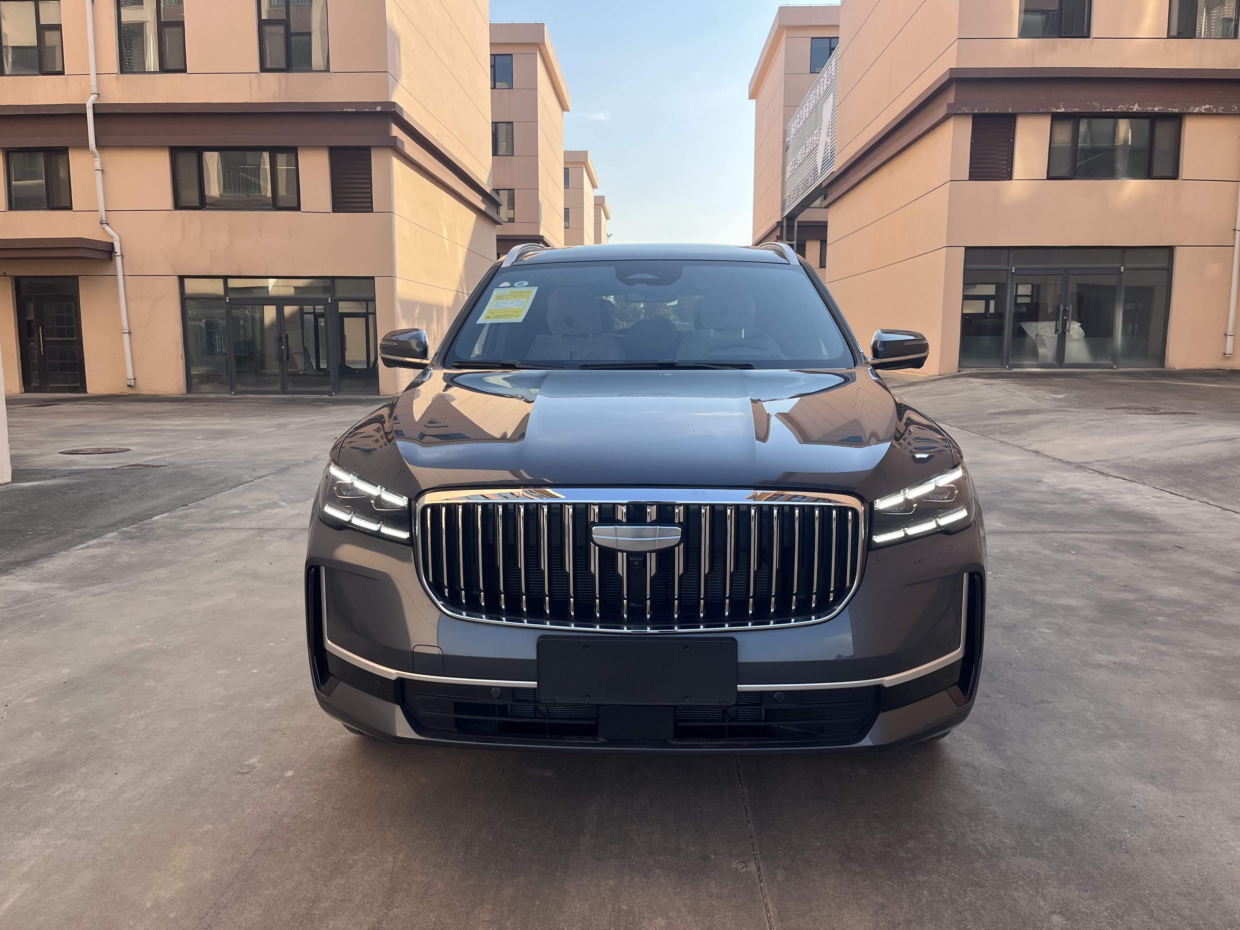 GEELY Monjaro MHEV 2025 #4 GEELY Monjaro MHEV 2025 car image #4