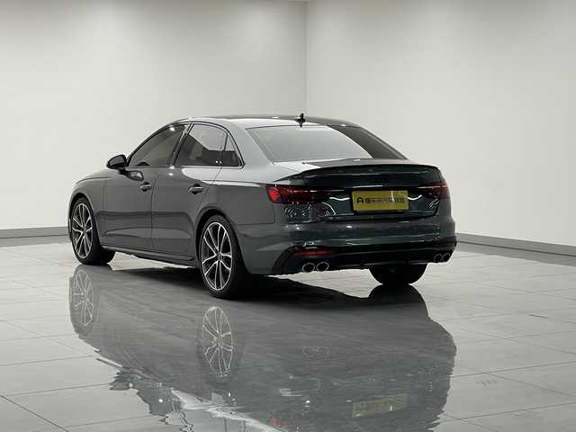 Audi S4 2024 image de voiture #4