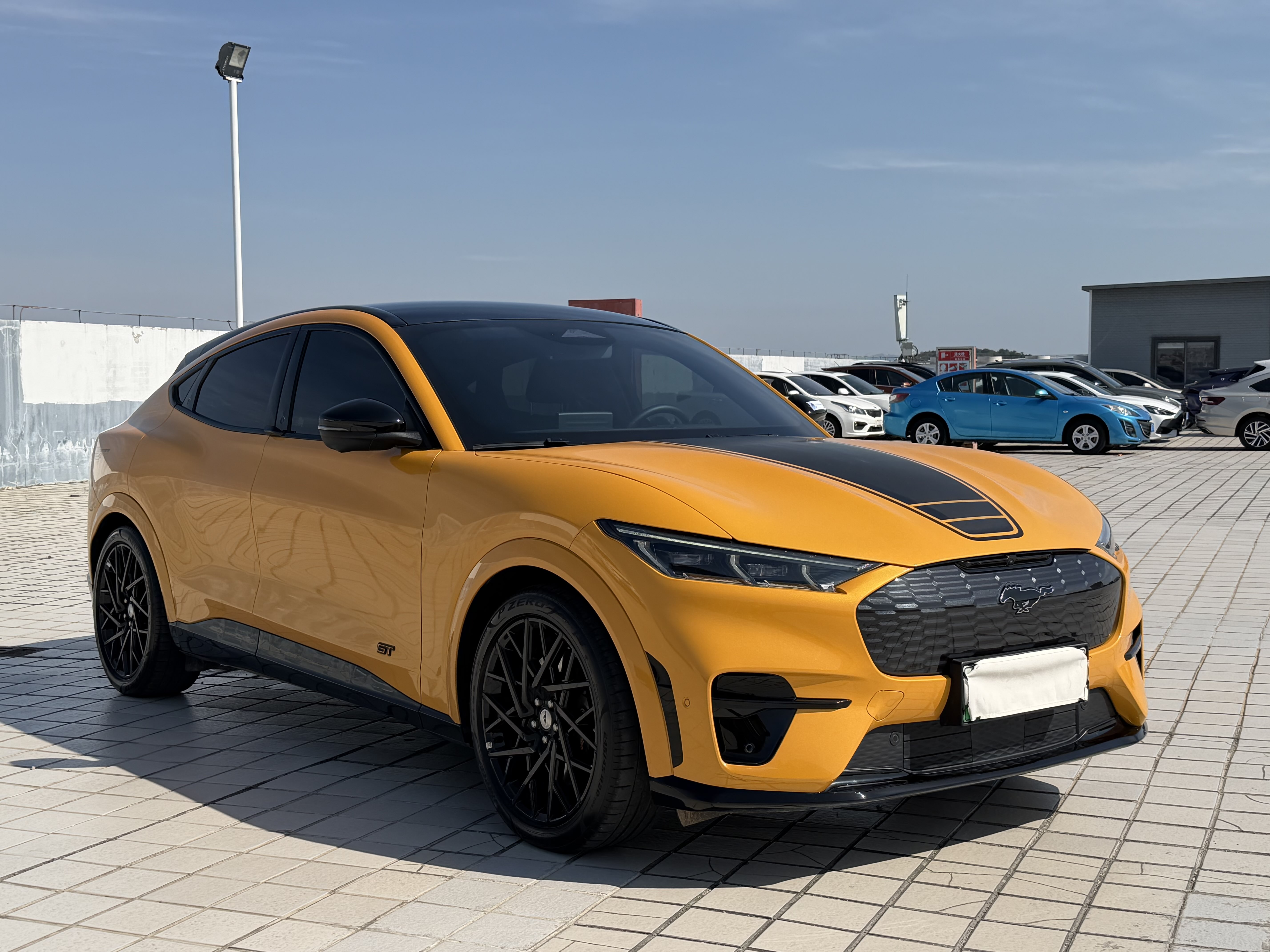 Ford Mustang Mach-E 2024 صورة سيارة #4