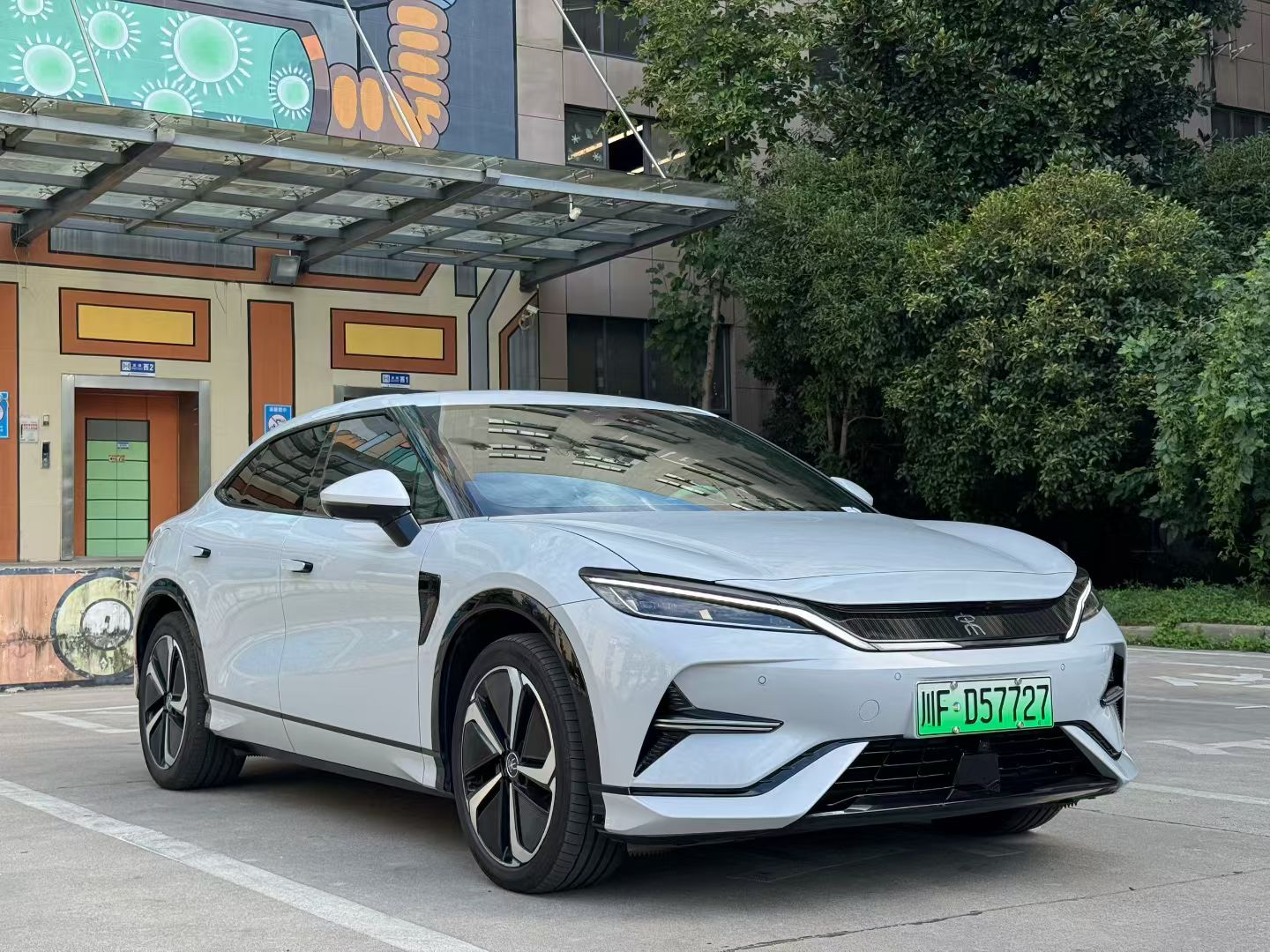 BYD SongL EV 2024 immagine di auto #4