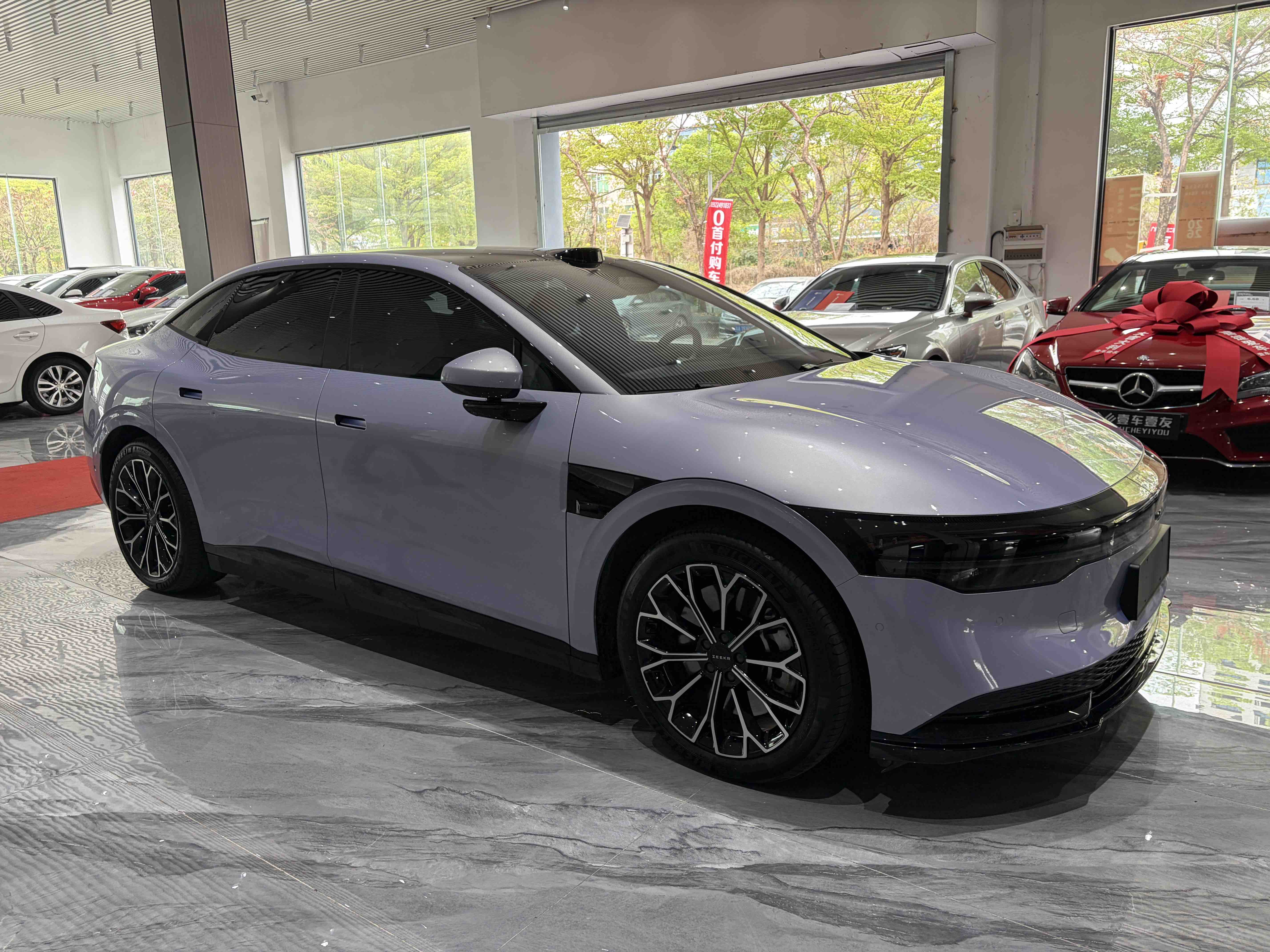 极氪 极氪007 2025 汽车图片 #4