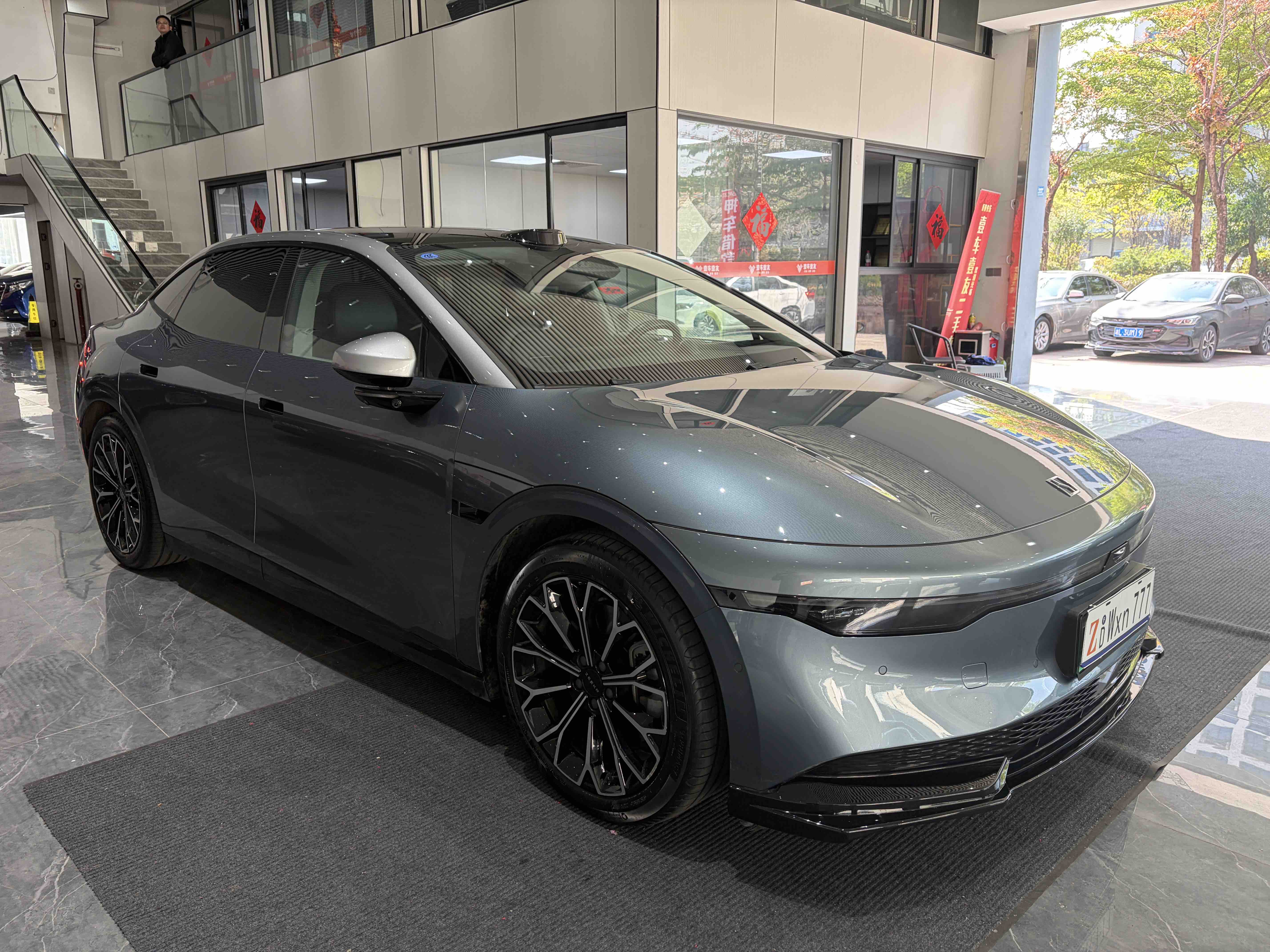 极氪 极氪007 2024 汽车图片 #4