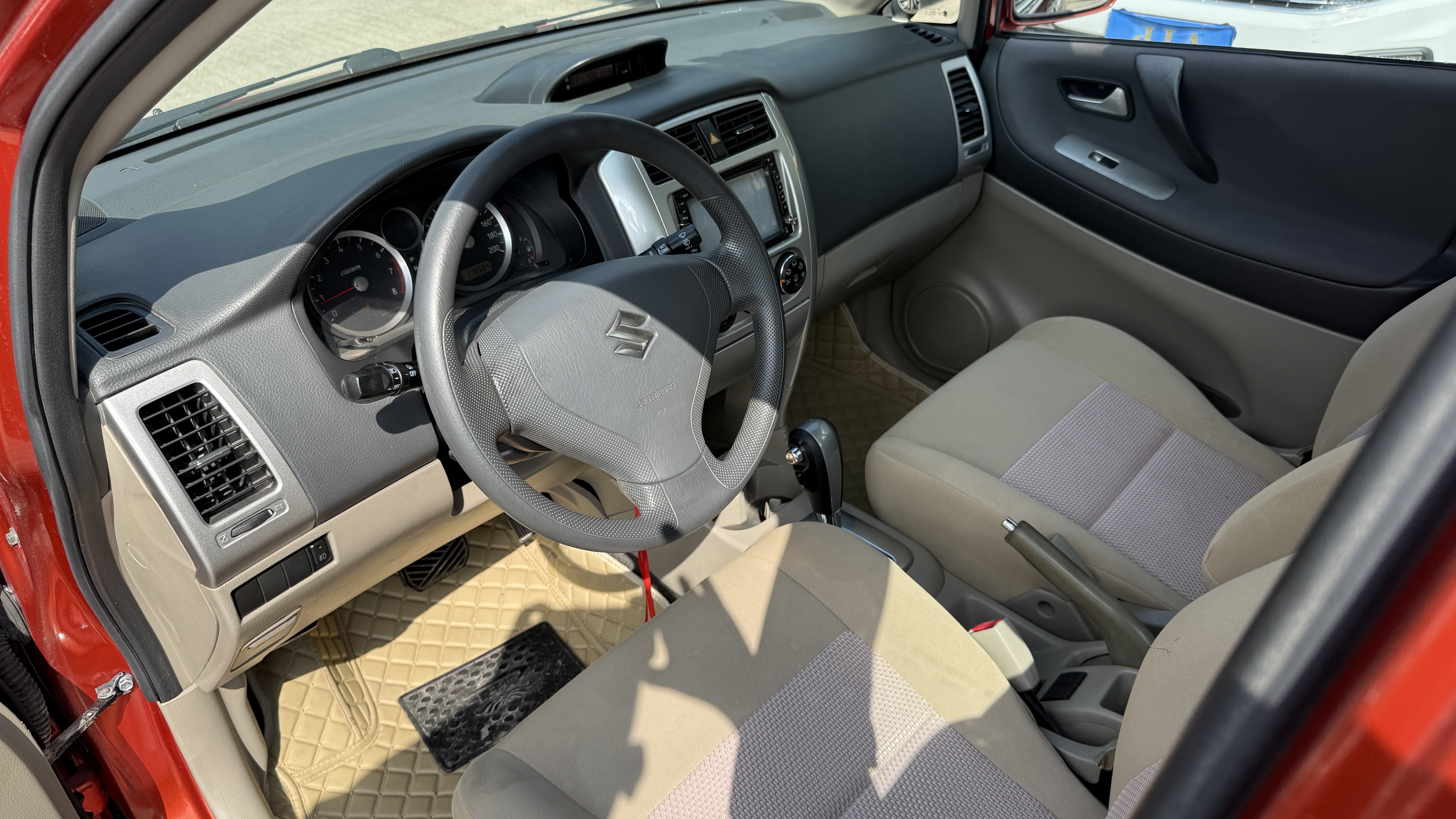 Suzuki Liana 2014 image de voiture #4