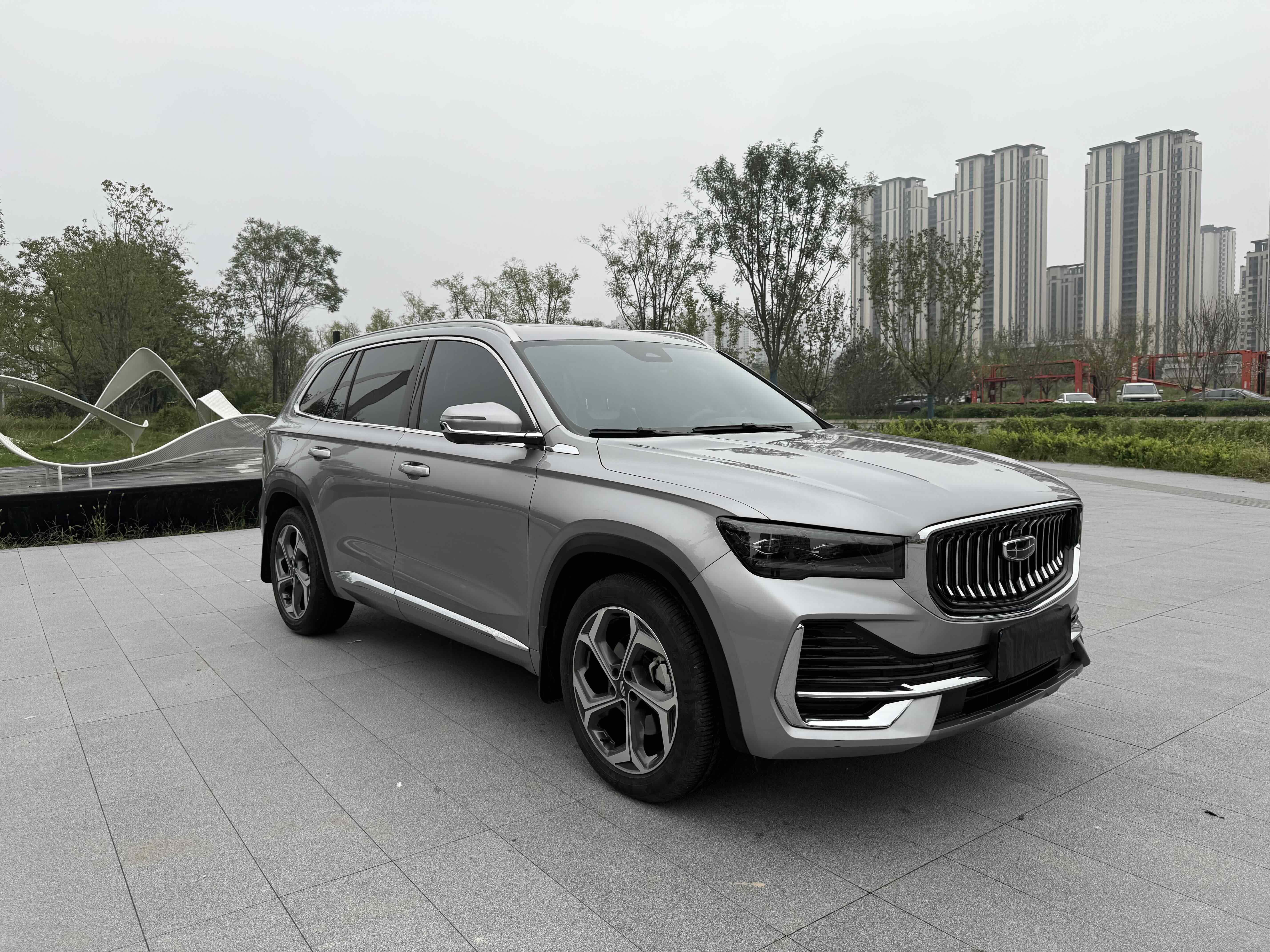 GEELY Tugella 2024 #4 GEELY Tugella 2024 car image #4