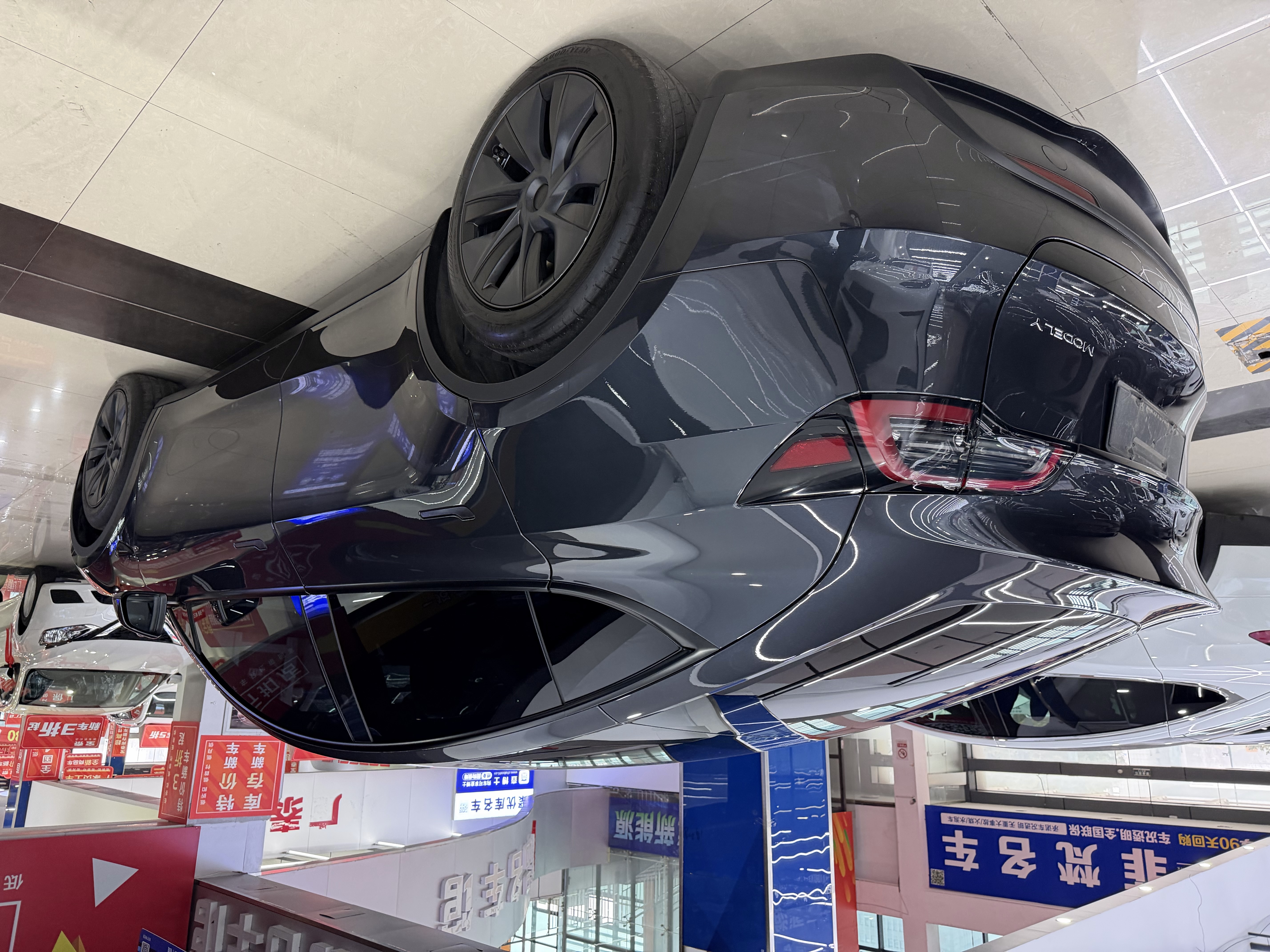Tesla Model Y 2024 car image #4