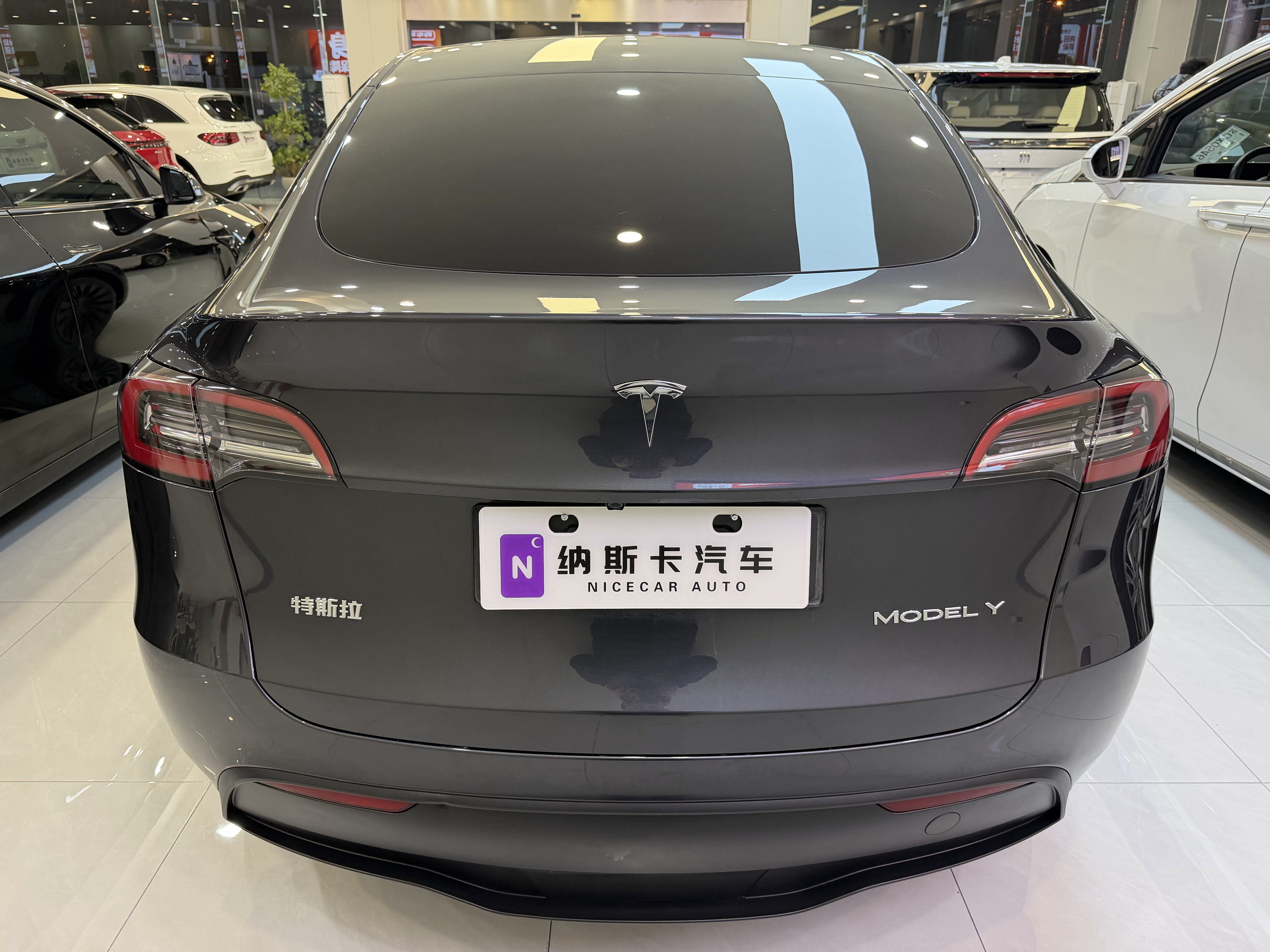 Tesla Model Y 2024 car image #4