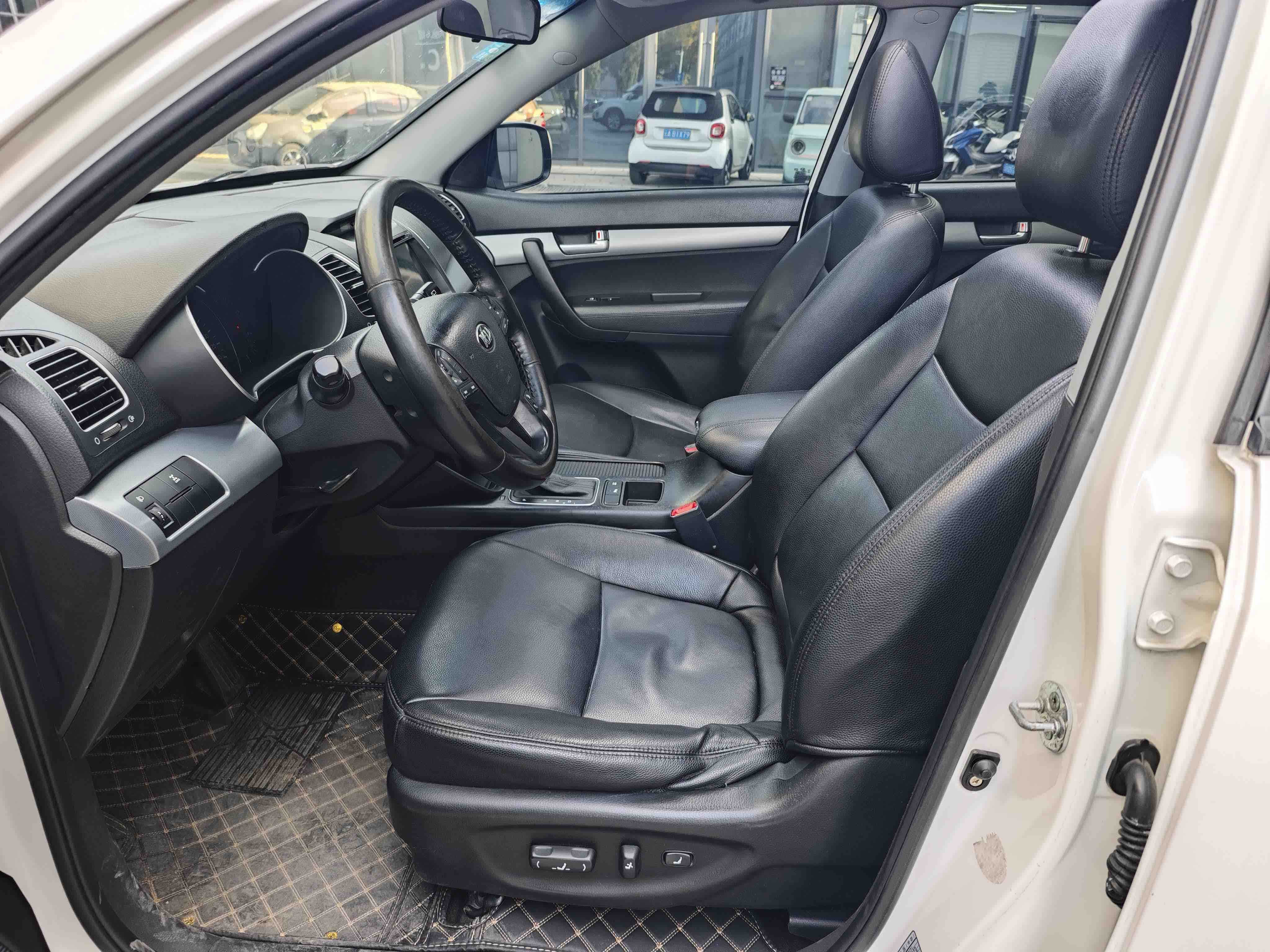 起亚 索兰托 2014 汽车图片 #4